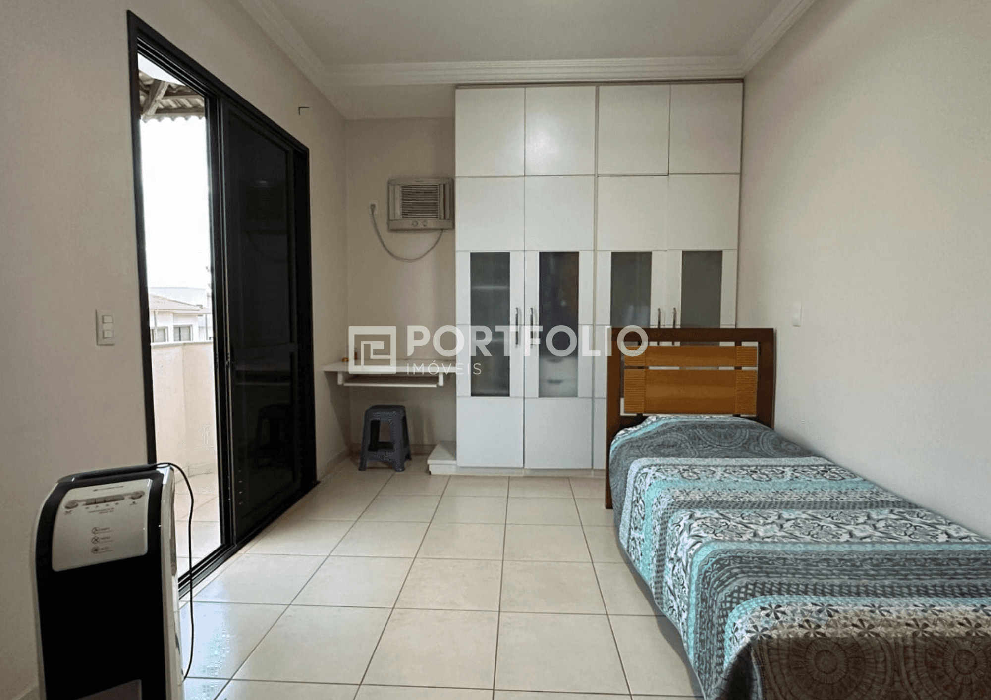 Sobrado com 4 dormitórios à venda, 363 m² por R$ 2.300.000,00 - Jardins Viena - Aparecida de Goiânia/GO