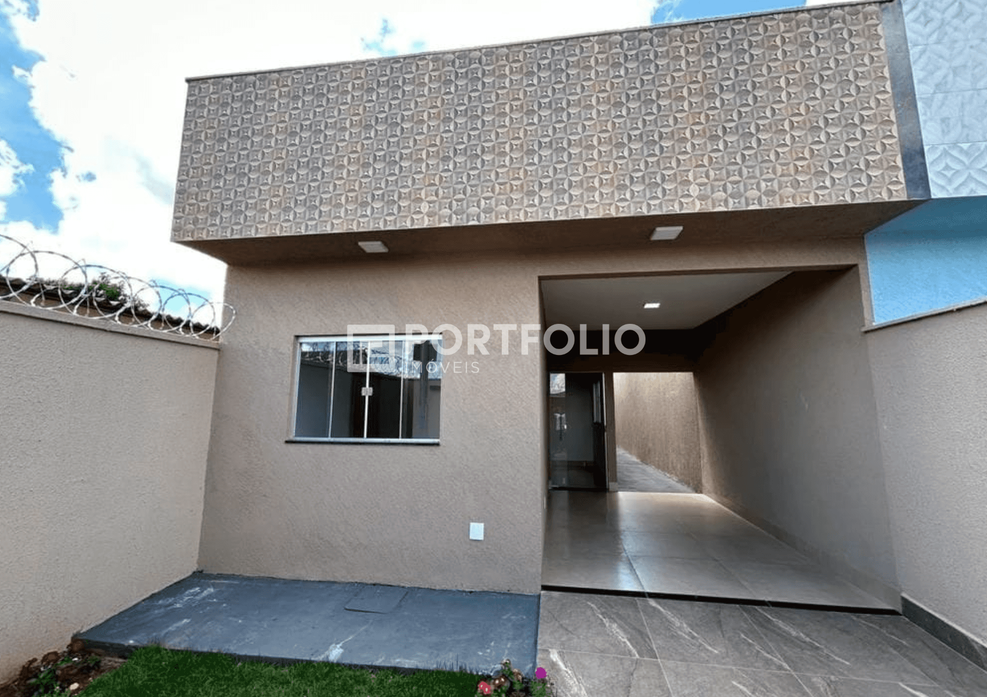 Casa com 3 dormitórios à venda, 102 m² por R$ 359.000,00 - Residencial Itaipu - Goiânia/GO