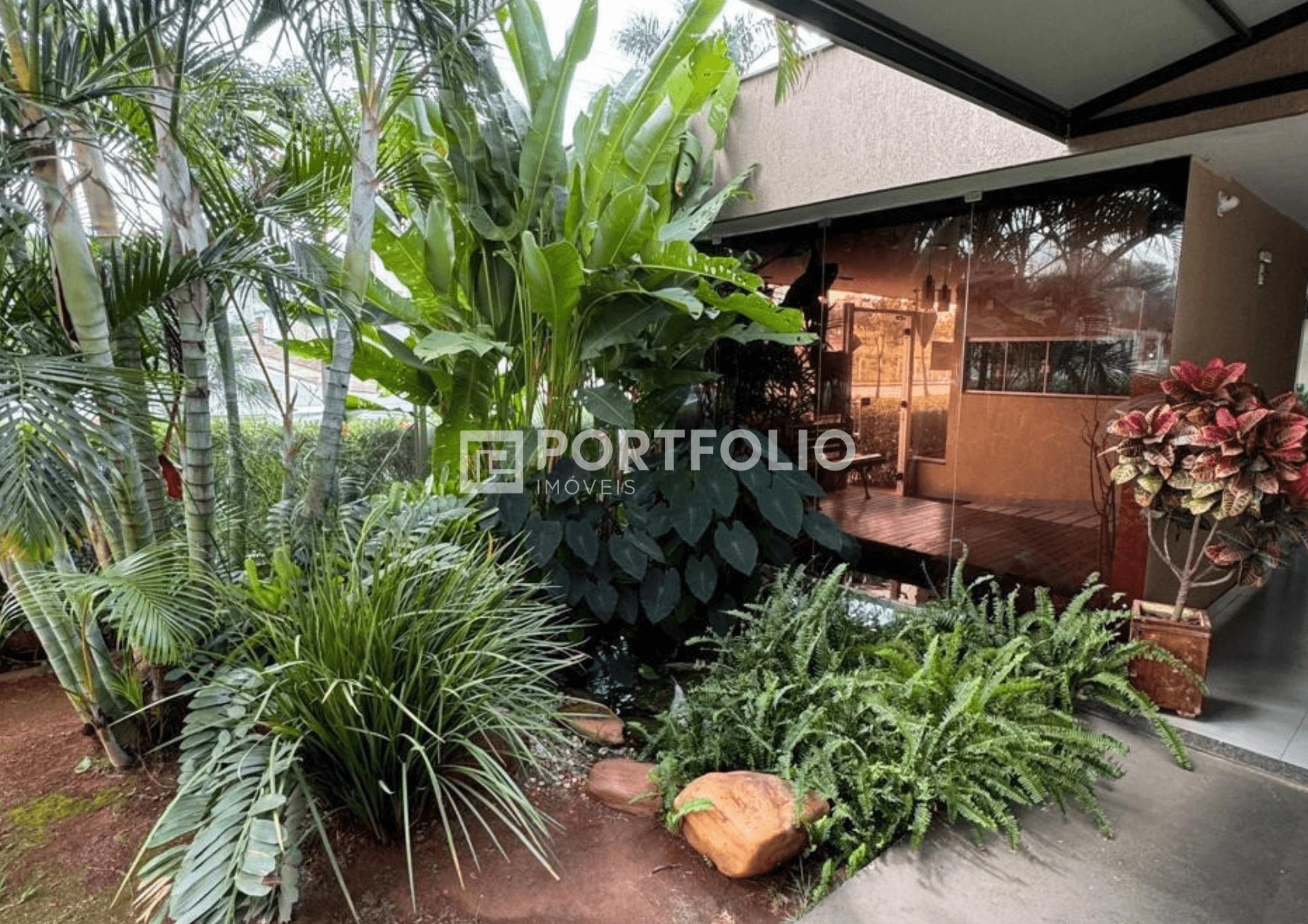 Apartamento a venda tem 74,84 m² com 3 quartos em Jardim Luz - Aparecida de Goiânia - GO