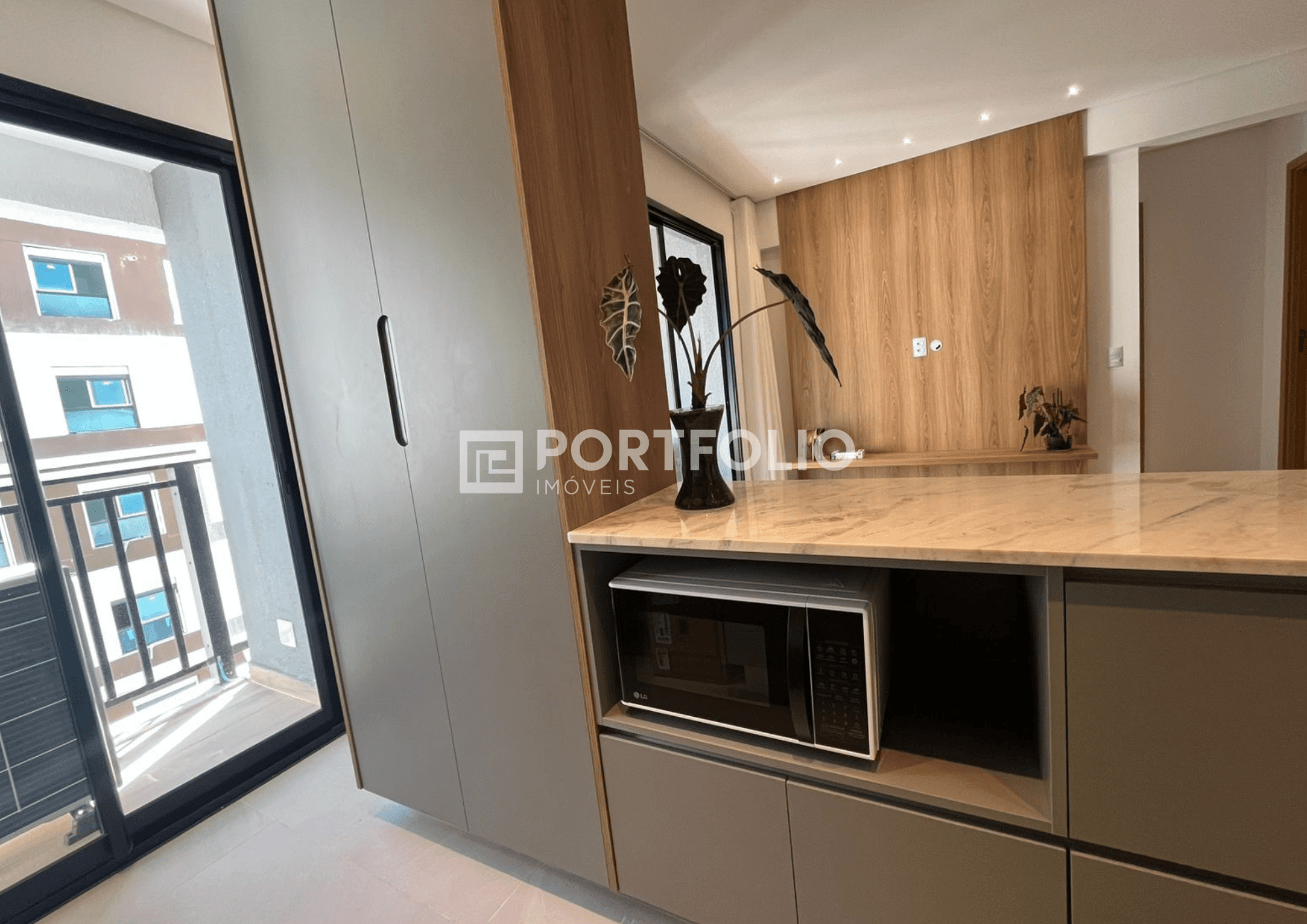 Imóvel para aluguel com 71 metros quadrados com 2 quartos em Setor Bueno - Goiânia - GO