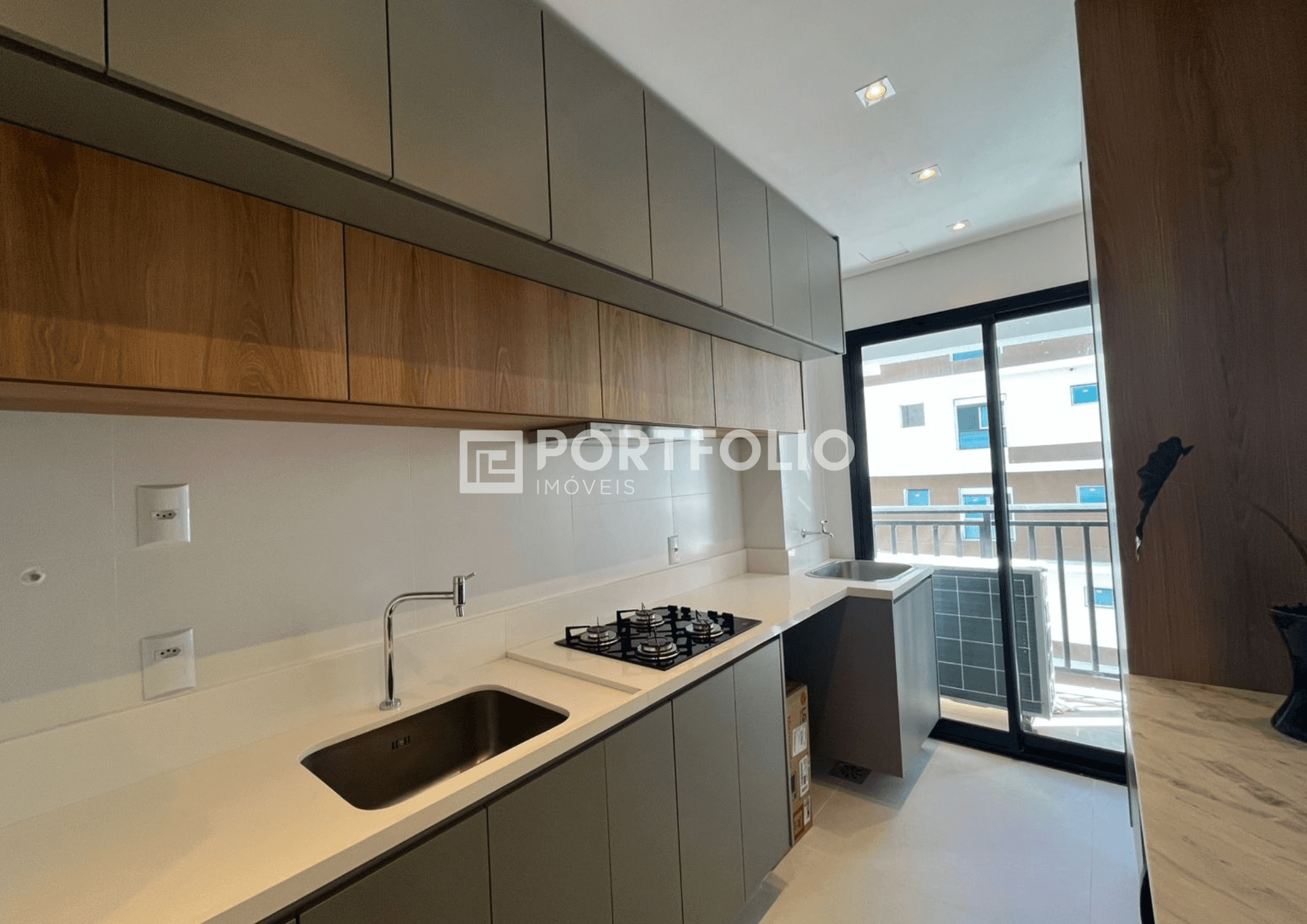 Imóvel para aluguel com 71 metros quadrados com 2 quartos em Setor Bueno - Goiânia - GO