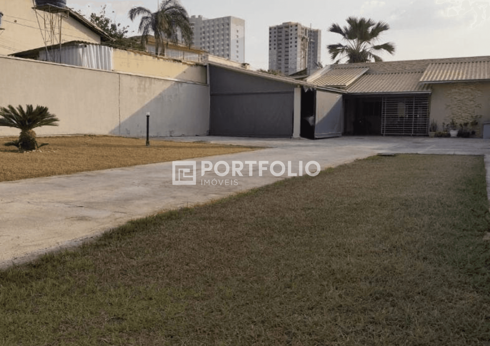 Casa à venda com 3 quartos 220 m² no Jardim América, Goiânia.