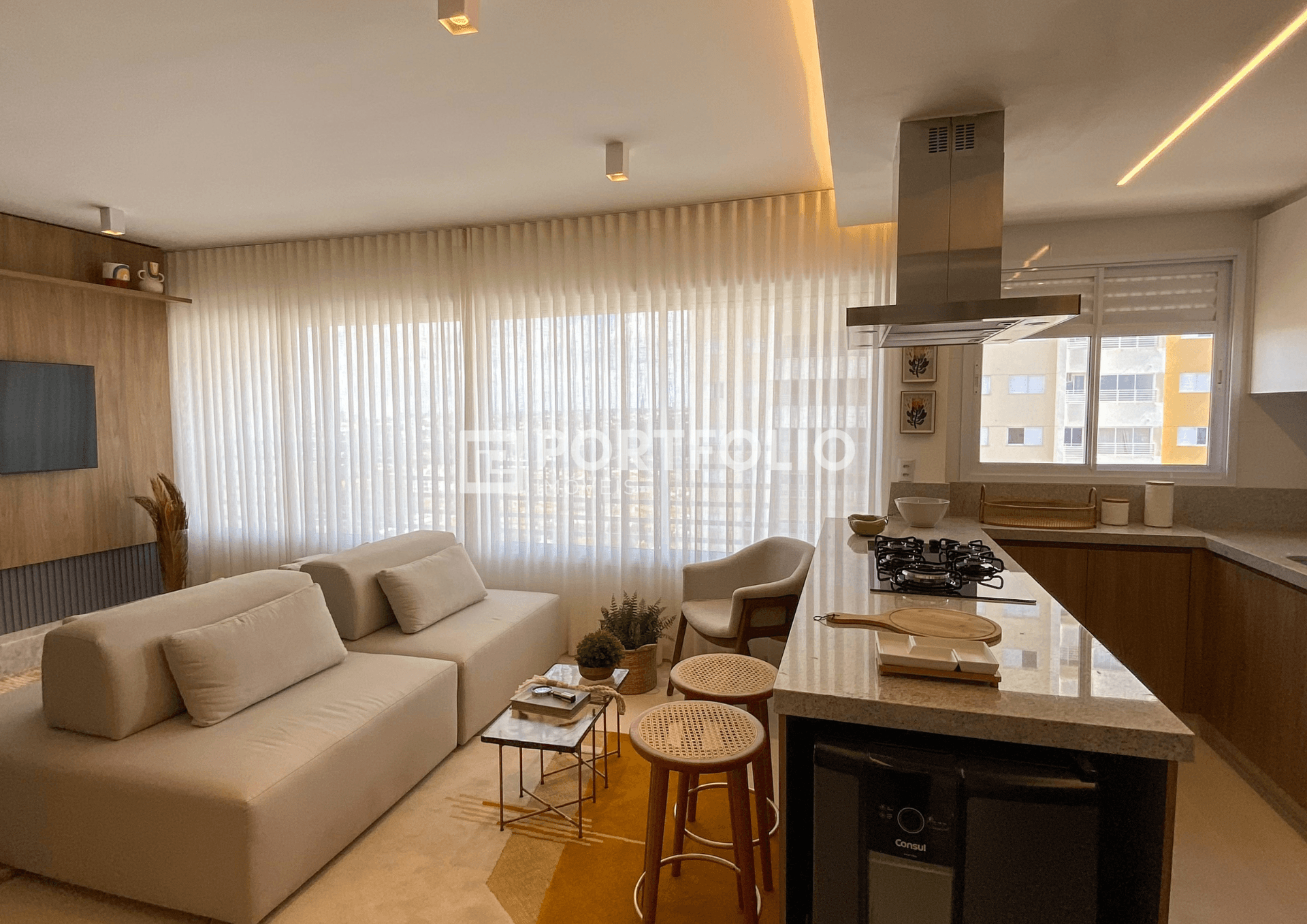 Apartamento 3 suítes no Up Town Home, Jd Europa Goiânia.