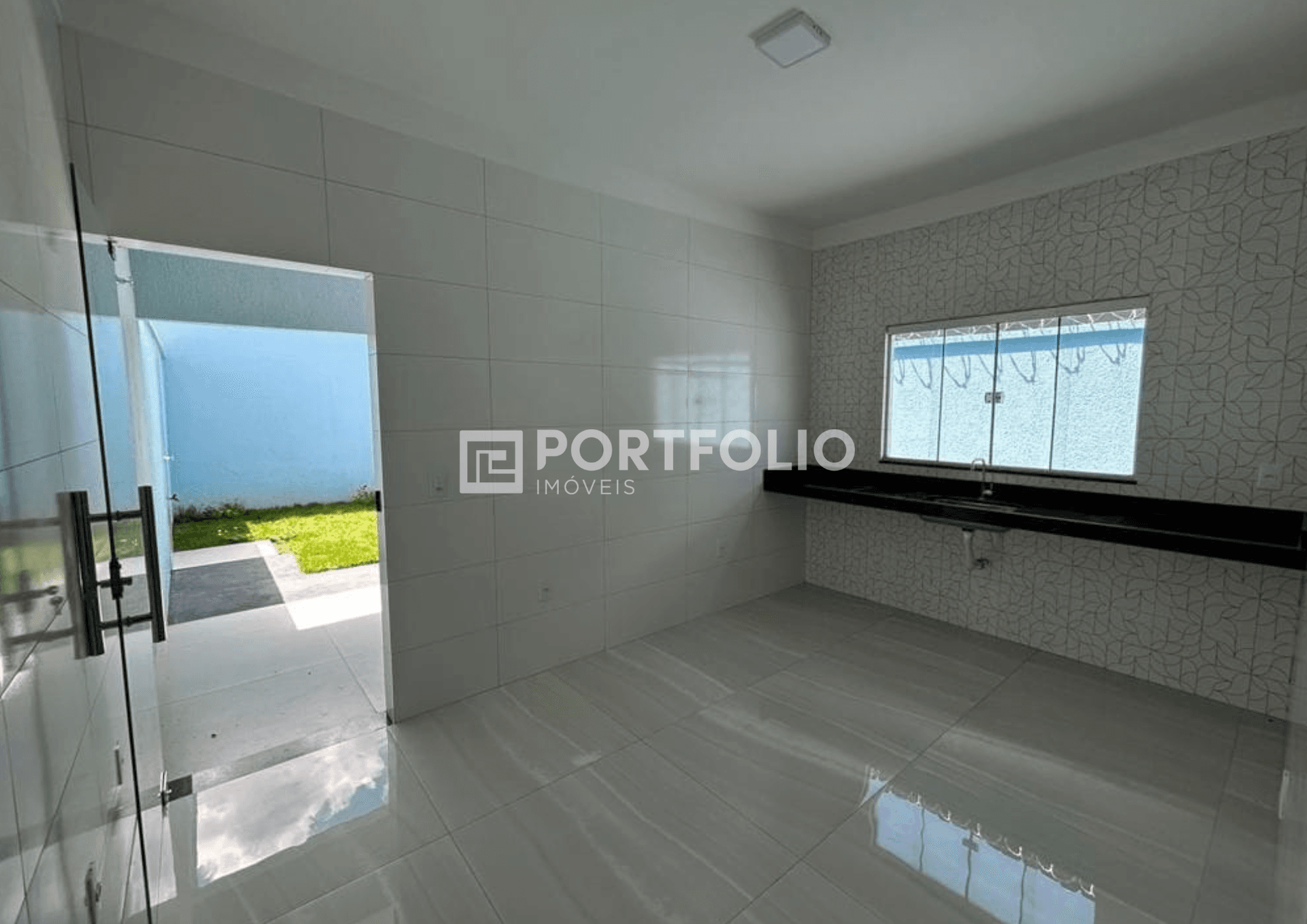 Casa com 3 dormitórios à venda, 96 m² por R$ 359.000,00 - Residencial Itaipu - Goiânia/GO