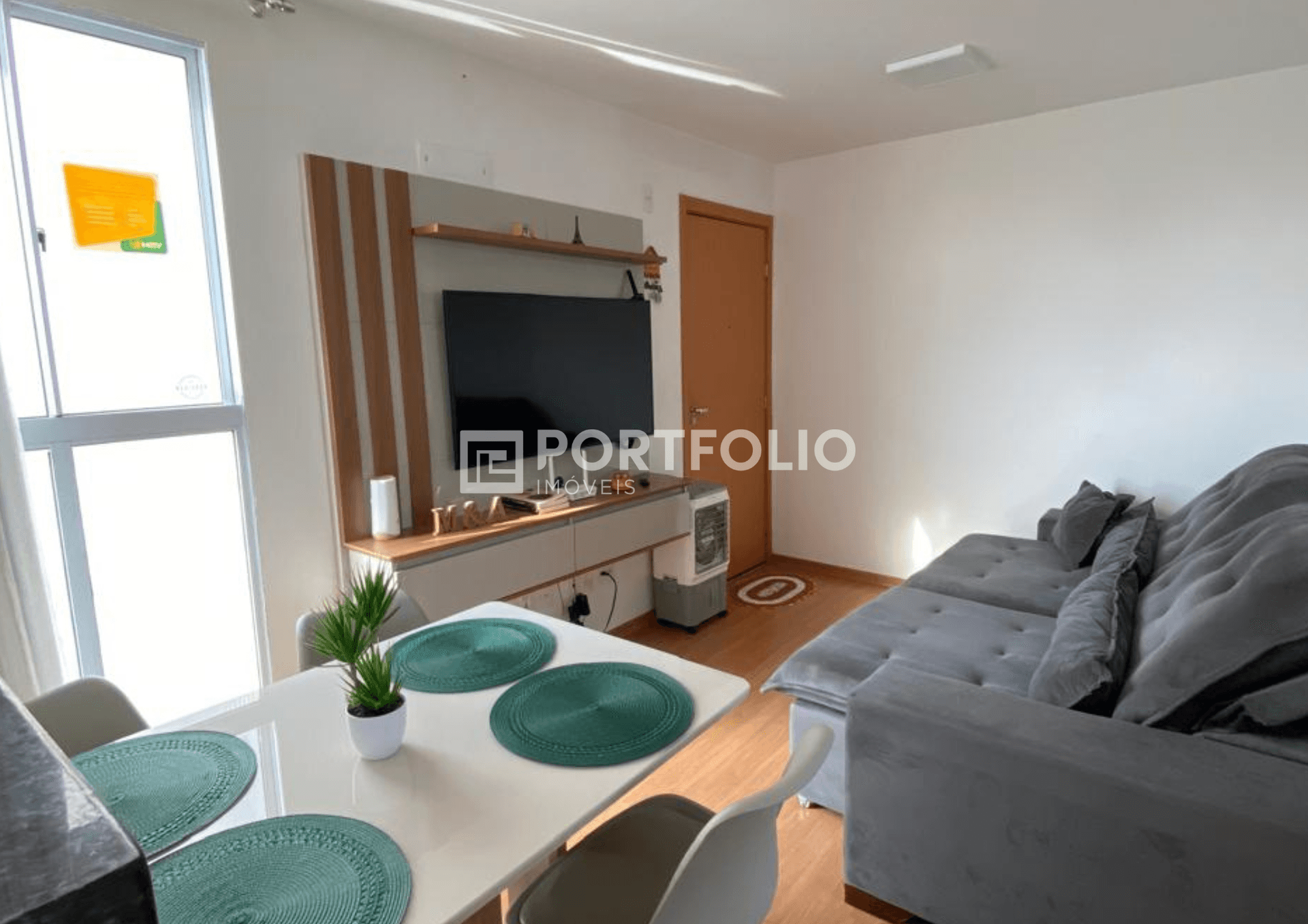 Apartamento mobiliado 2 quartos no Res. Gran Valley, Goiânia.