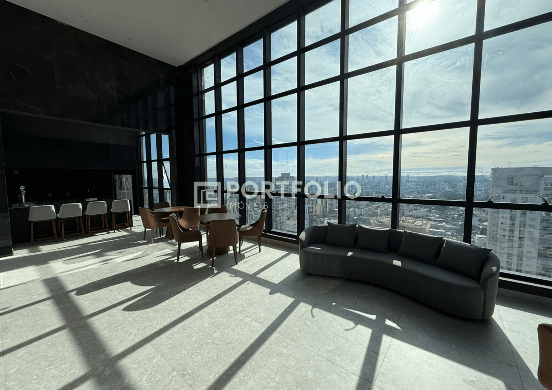Apartamento à venda 2 quartos Lux Oeste, Setor Oeste, Goiânia.