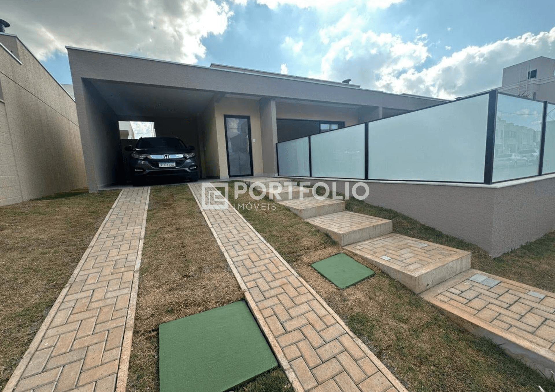 Casa à venda 3 quartos/suítes Residencial Jardins Lyon, Aparecida de Goiânia