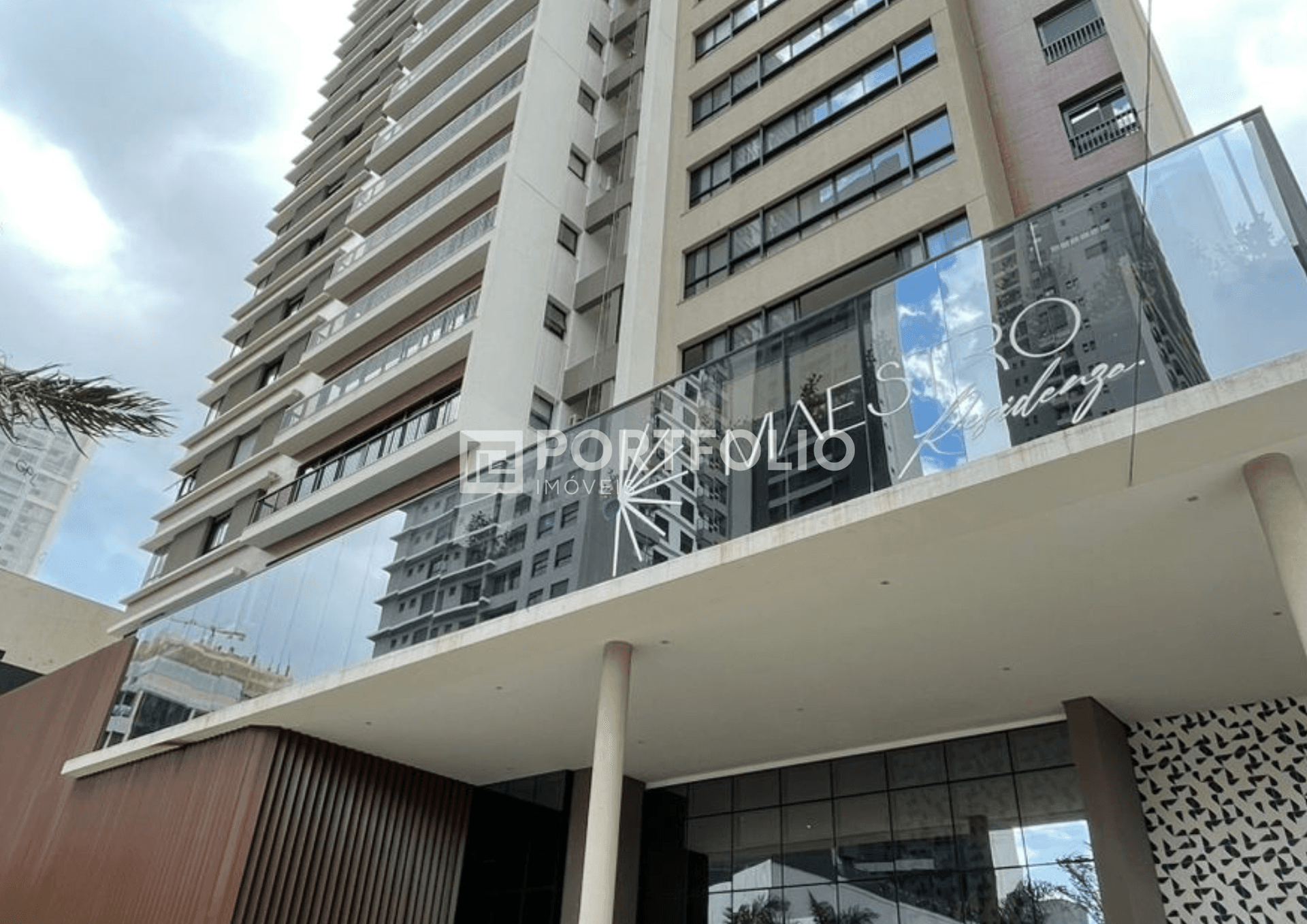 Apartamento a venda possui 135 m² com 3 quartos em Setor Oeste - Goiânia - GO
