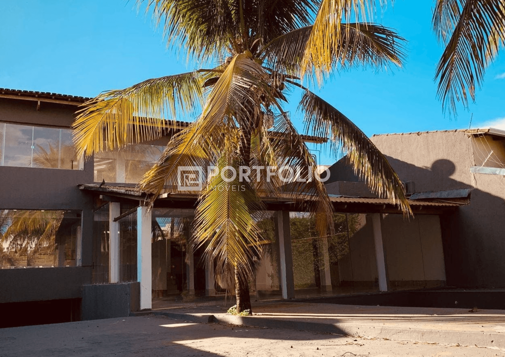 Sobrado à venda com 4 quartos no Jardim América, Goiânia