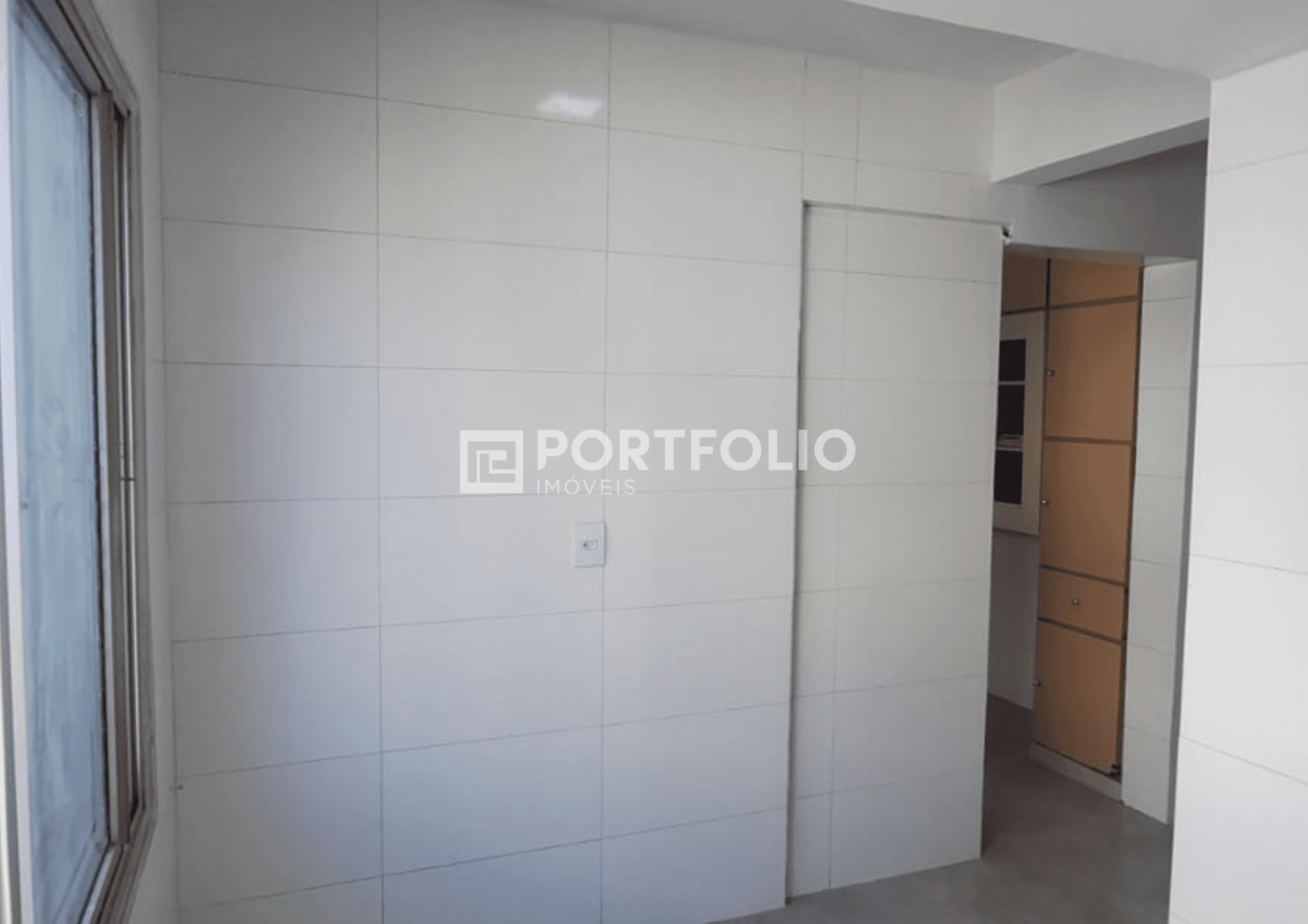 Apartamento à venda com 3 quartos/ 1 suíte no Setor Marista, Goiânia, GO