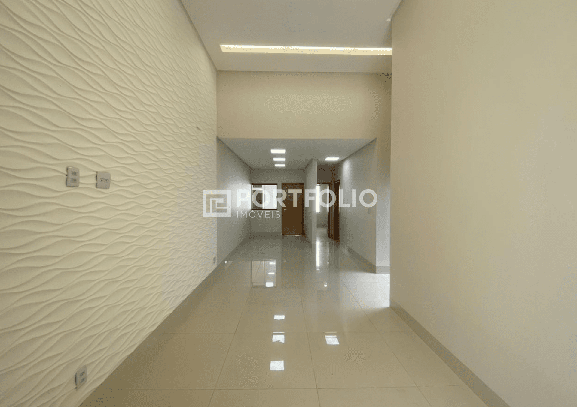 Casa com 3 dormitórios à venda, 143 m² por R$ 690.000,00 - Jardim Atlântico - Goiânia/GO