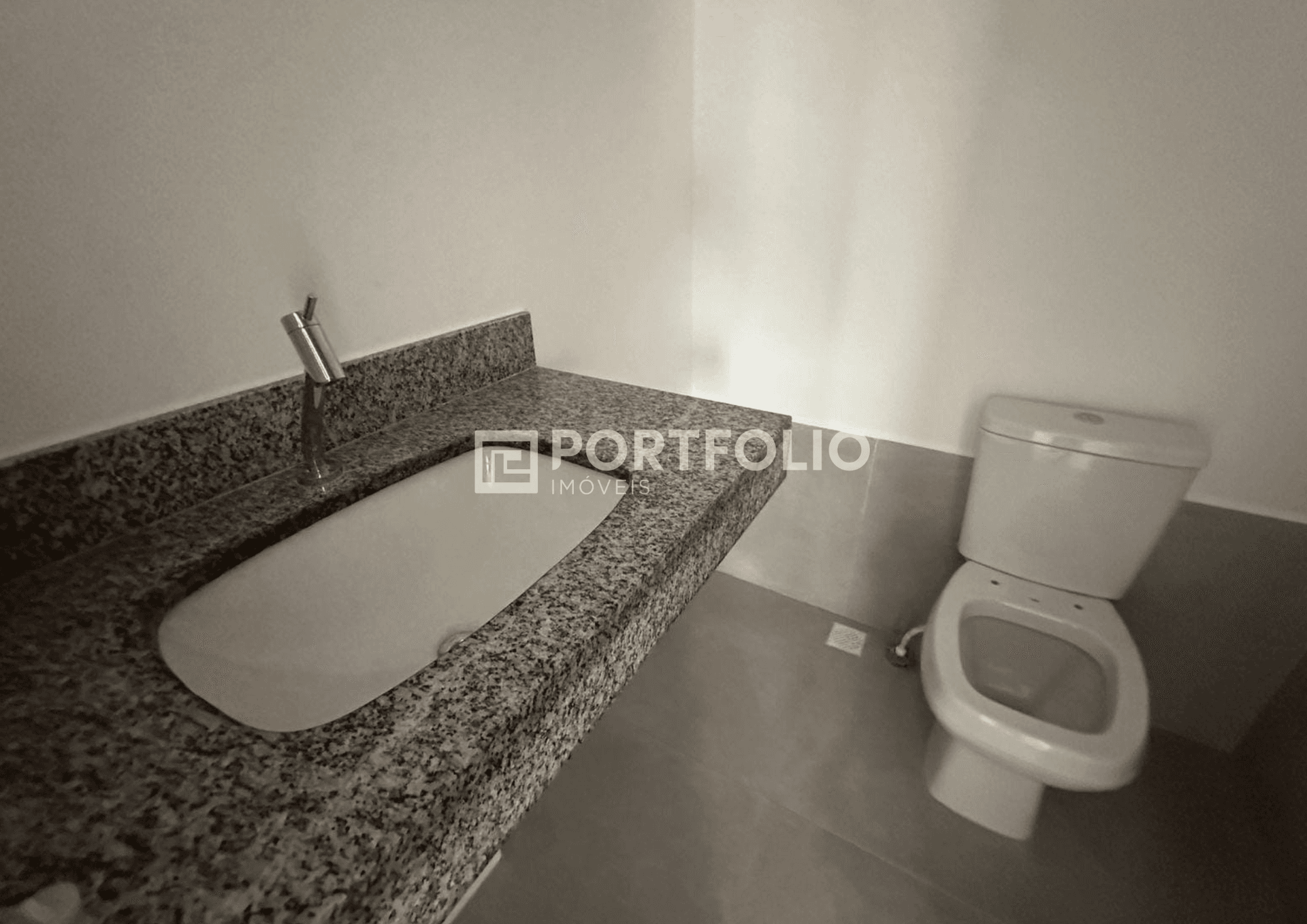 Casa à venda com 3 suítes no Jardins Lyon, Aparecida de Goiânia
