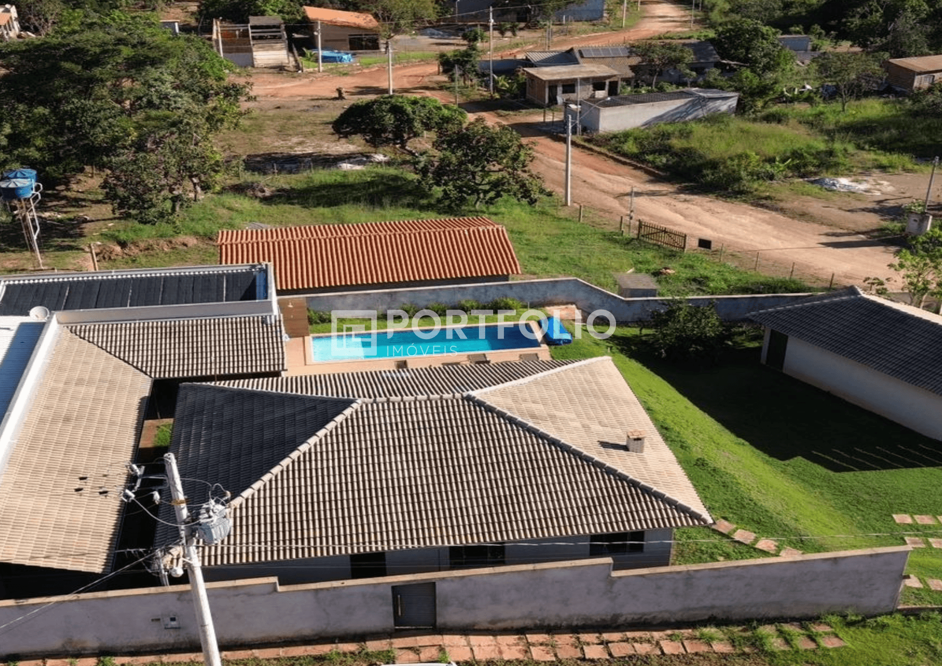 Chácara mobiliada à venda com 6 quartos/ 6 suítes em Olhos D Água, Alexânia, GO