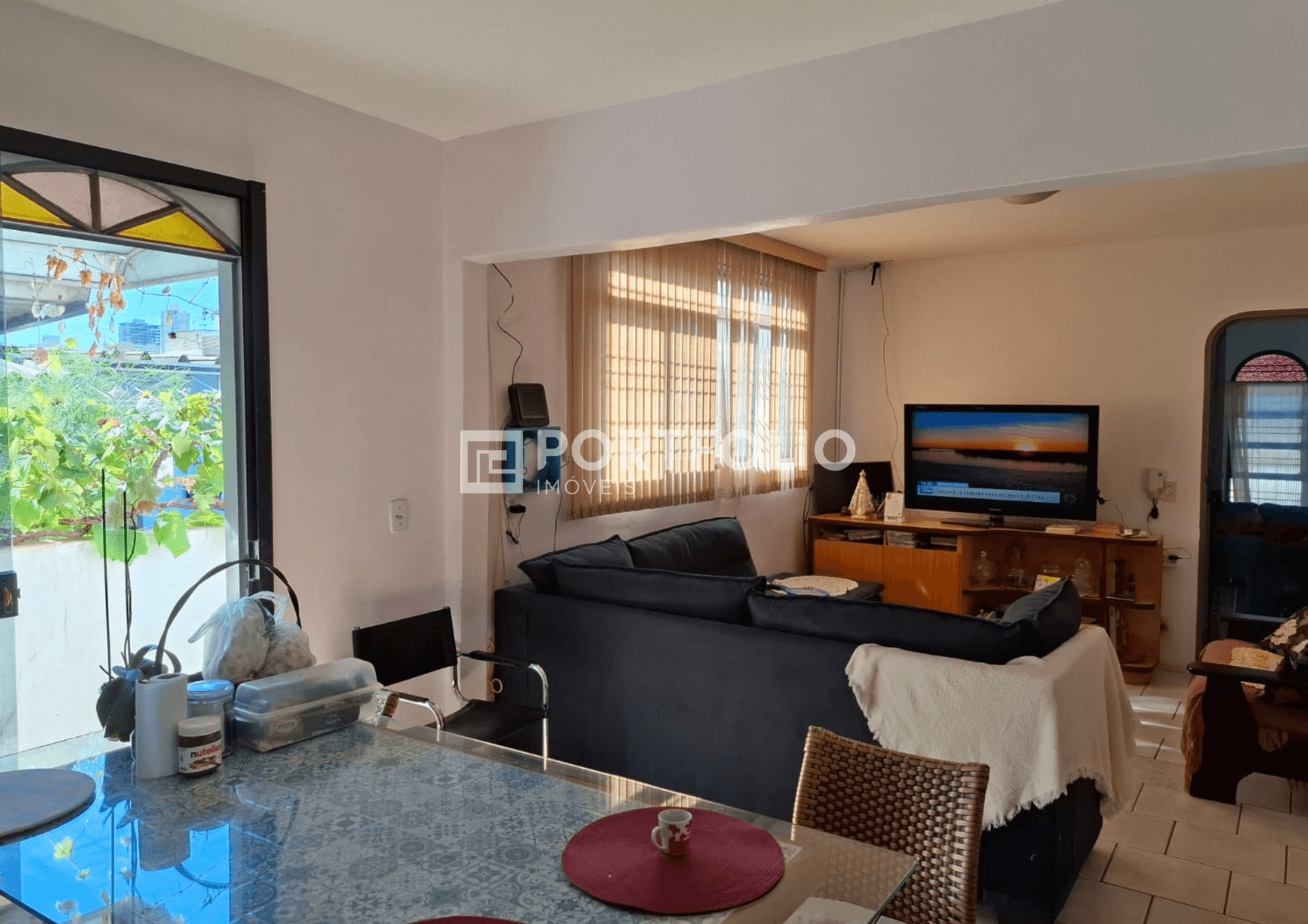 Casa à venda com 3 quartos e 1 suíte, no Jardim América, Goiânia.