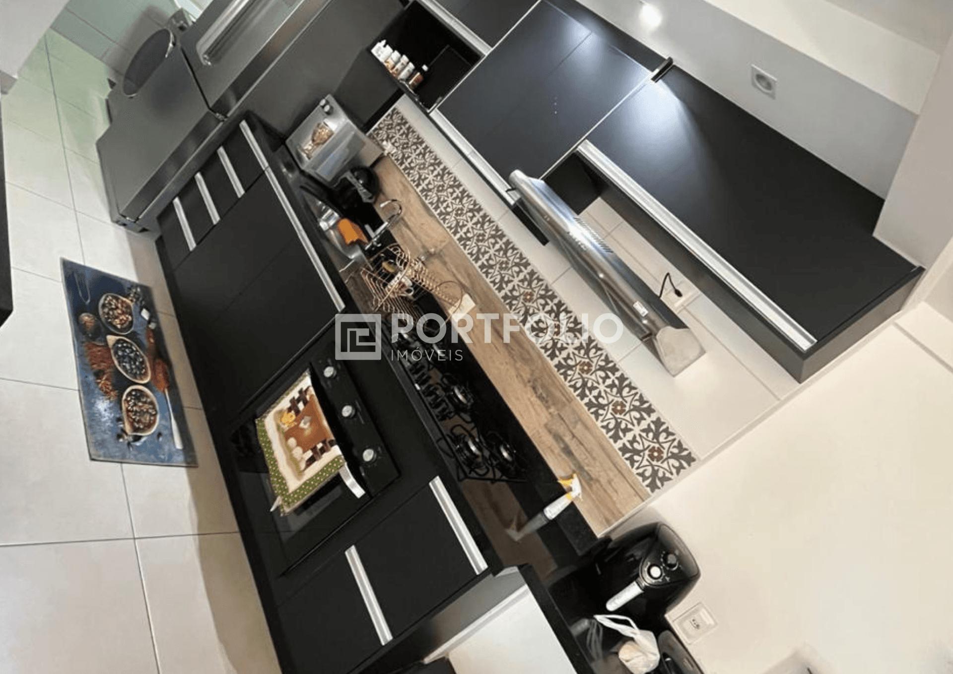 Apartamento à venda com 2 quartos/ 1 suíte no Jardim América, Goiânia, GO
