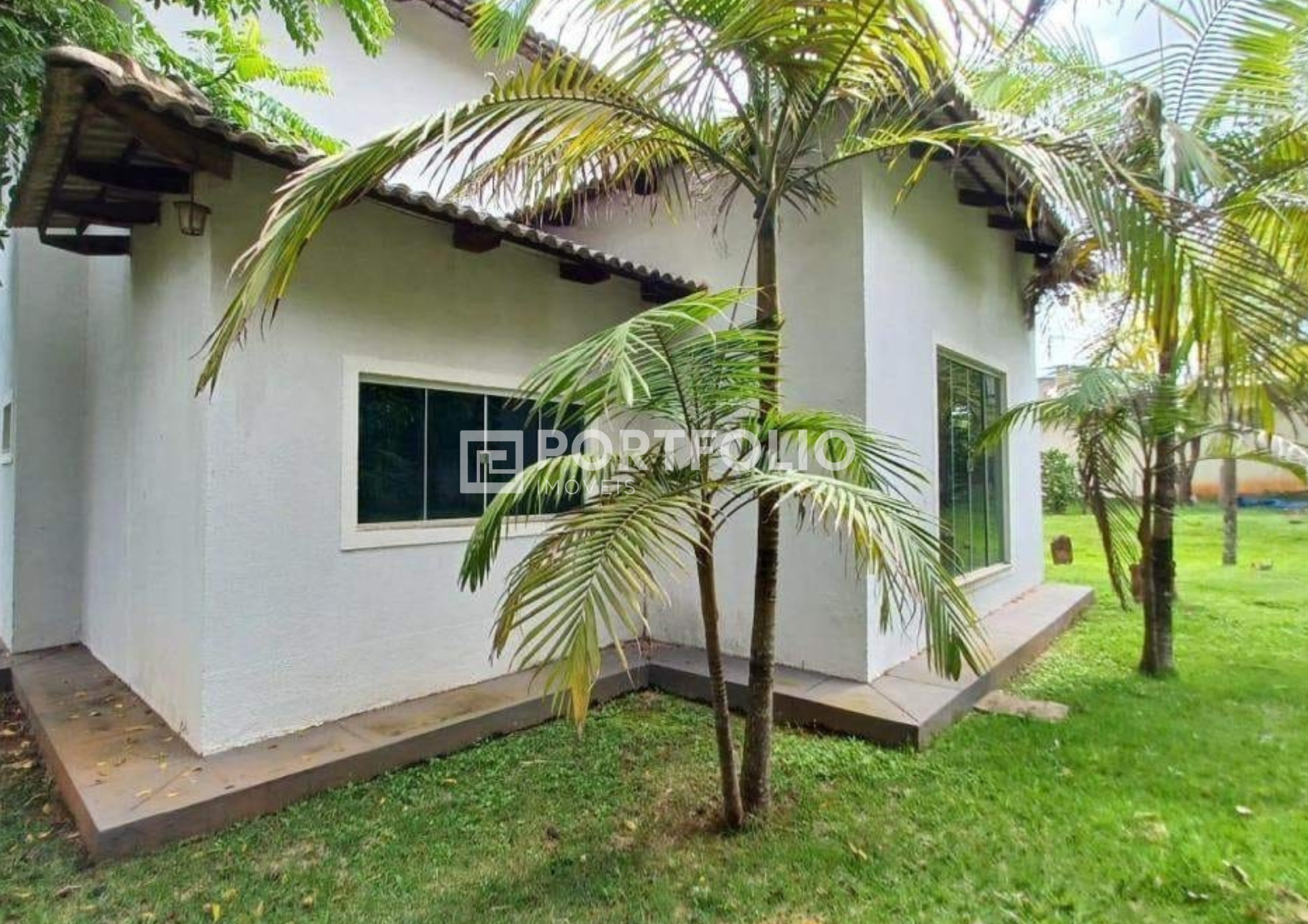 Sobrado à venda com 5 quartos, Águas da Serra, Hidrolândia, GO