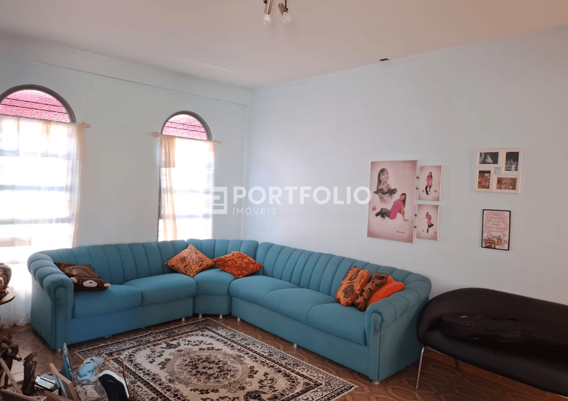 Casa à venda com 3 quartos e 1 suíte, no Jardim América, Goiânia.
