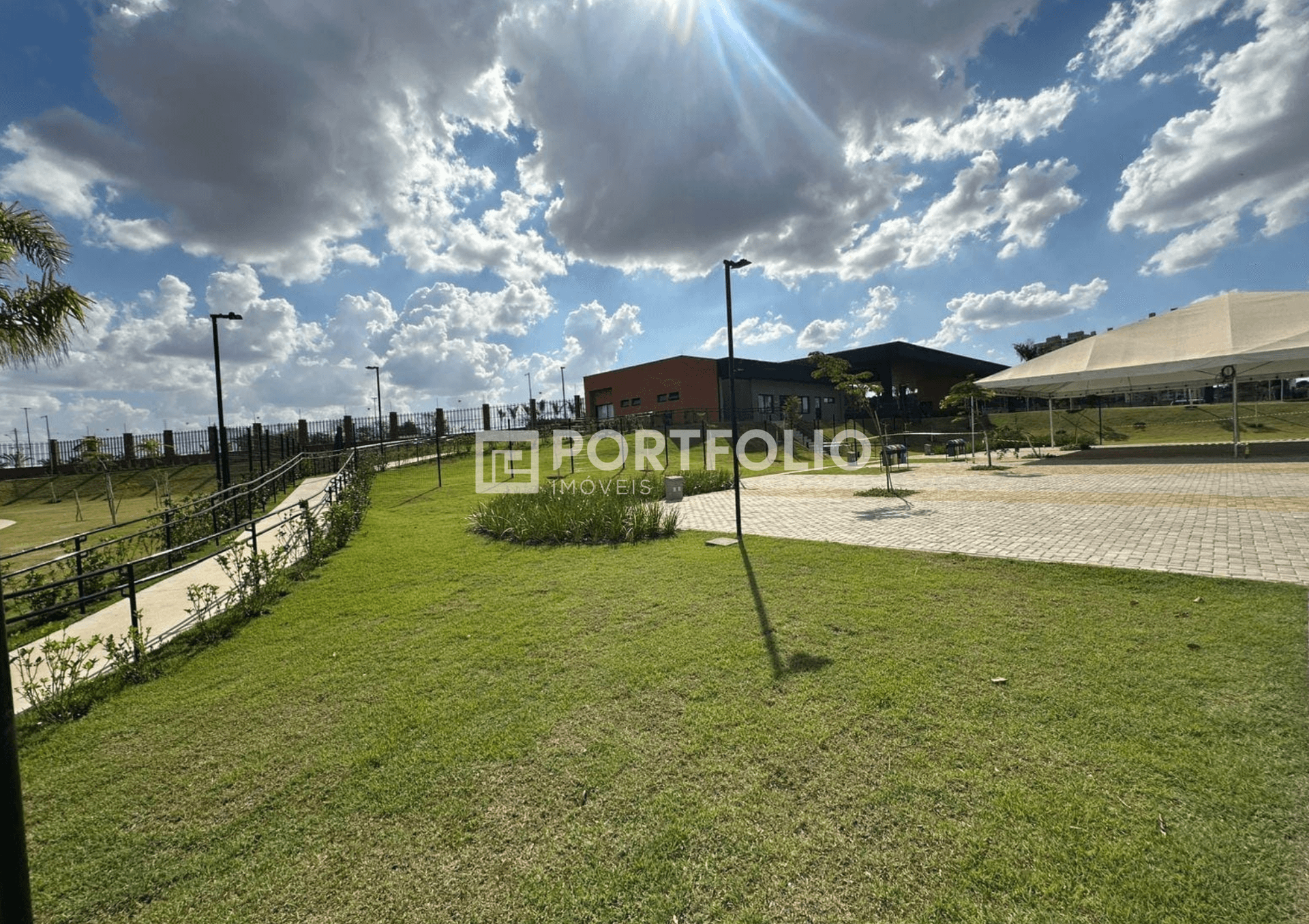Casa à venda com 3 suítes no Jardins Lyon, Aparecida de Goiânia