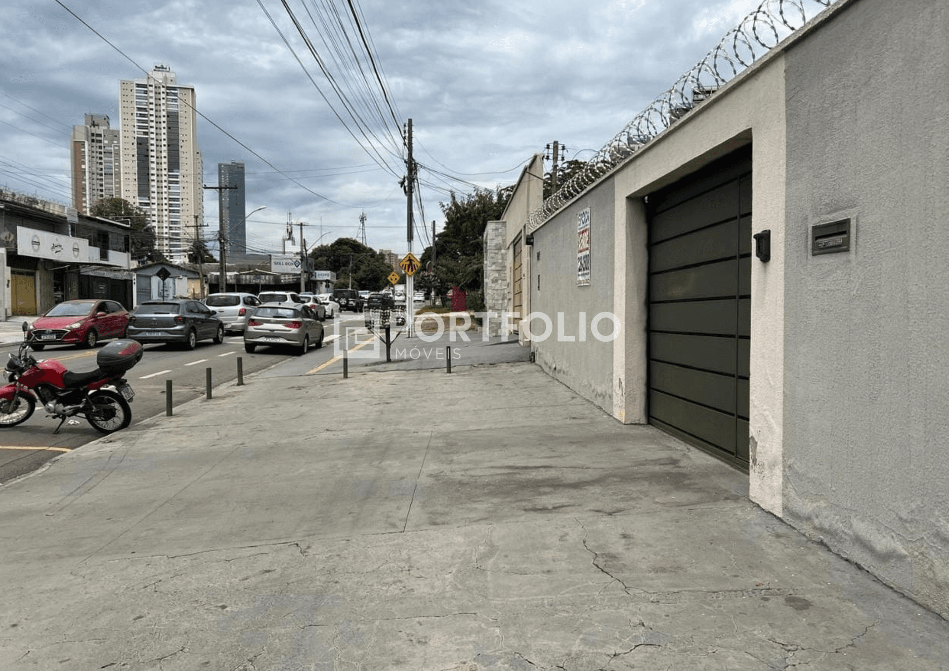 Casa à venda com 3 quartos 220 m² no Jardim América, Goiânia.