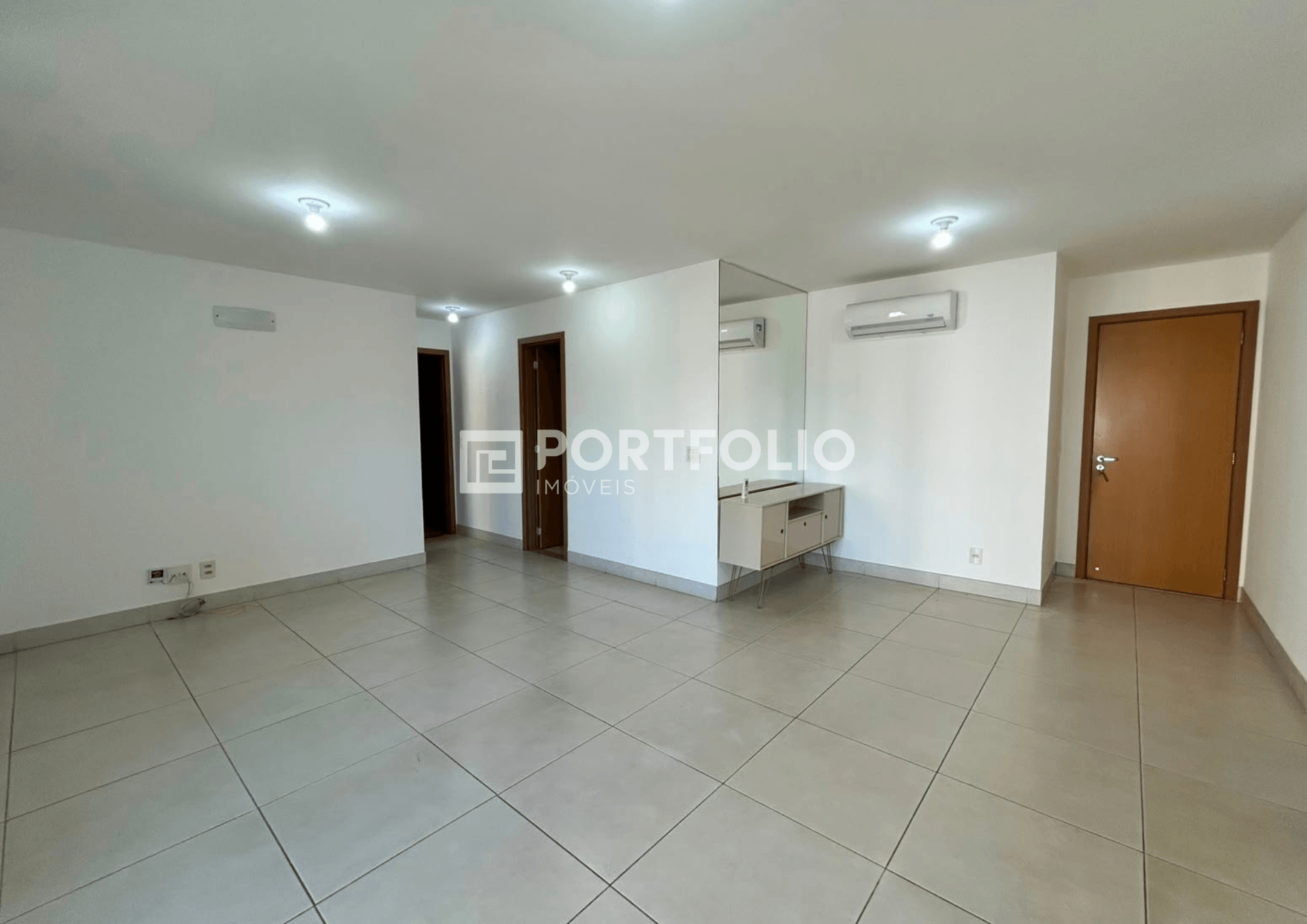 Apartamento para locação FlamPark Residencial Club, Jardim Goiás, Goiânia.