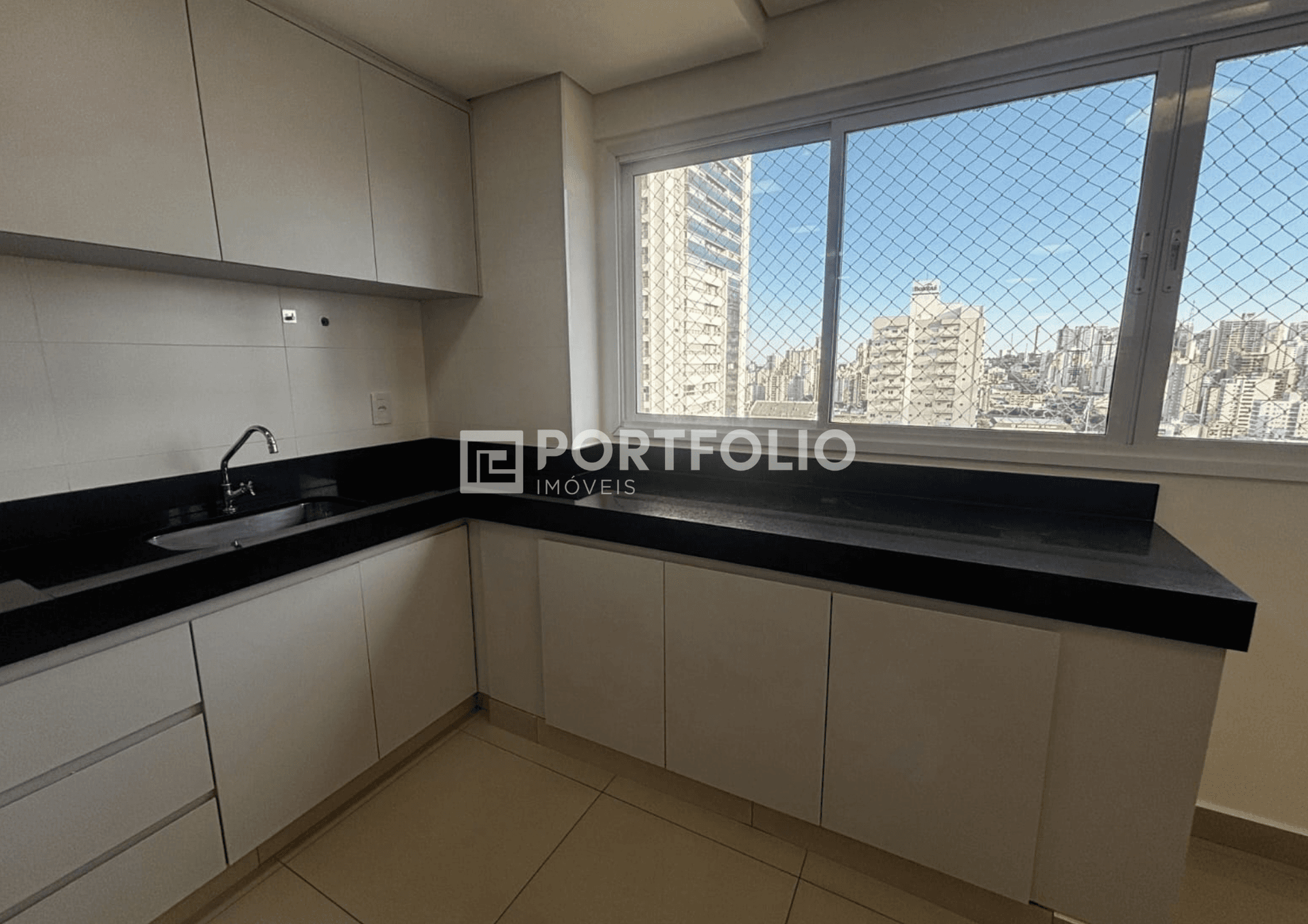 Apartamento à venda com 2 suítes planas no Setor Marista, Goiânia, GO