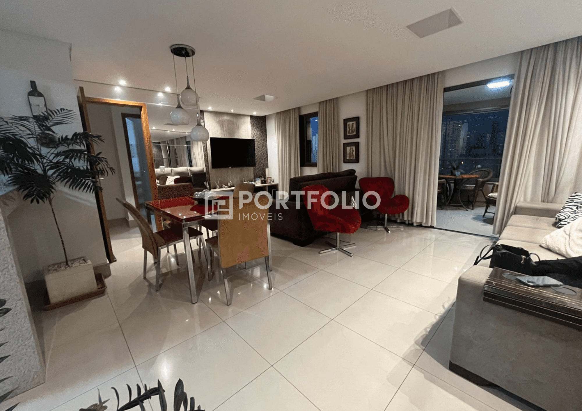 Apartamento para aluguel tem 90 m² com 2 quartos em Setor Bueno - Goiânia - GO
