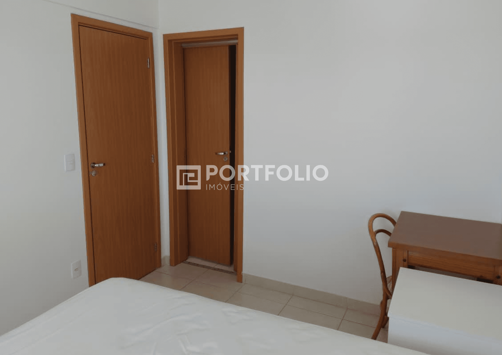 Apartamento à venda 3 quartos no Residencial Gran Vitá, Goiânia.