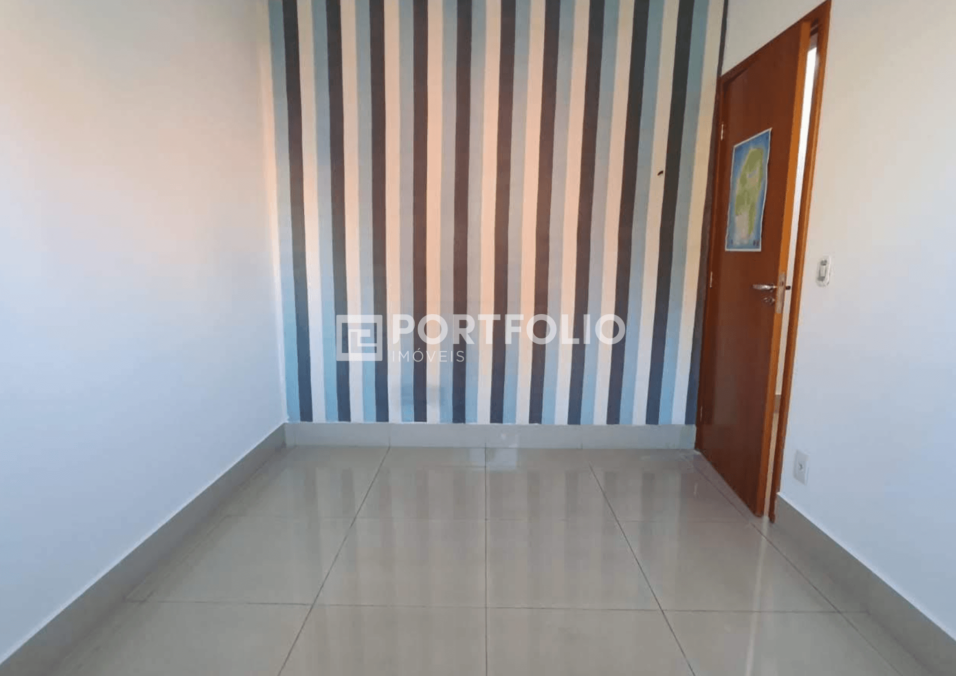 Apartamento locação com 3 quartos sendo 1 suíte no Setor Bueno, Goiânia