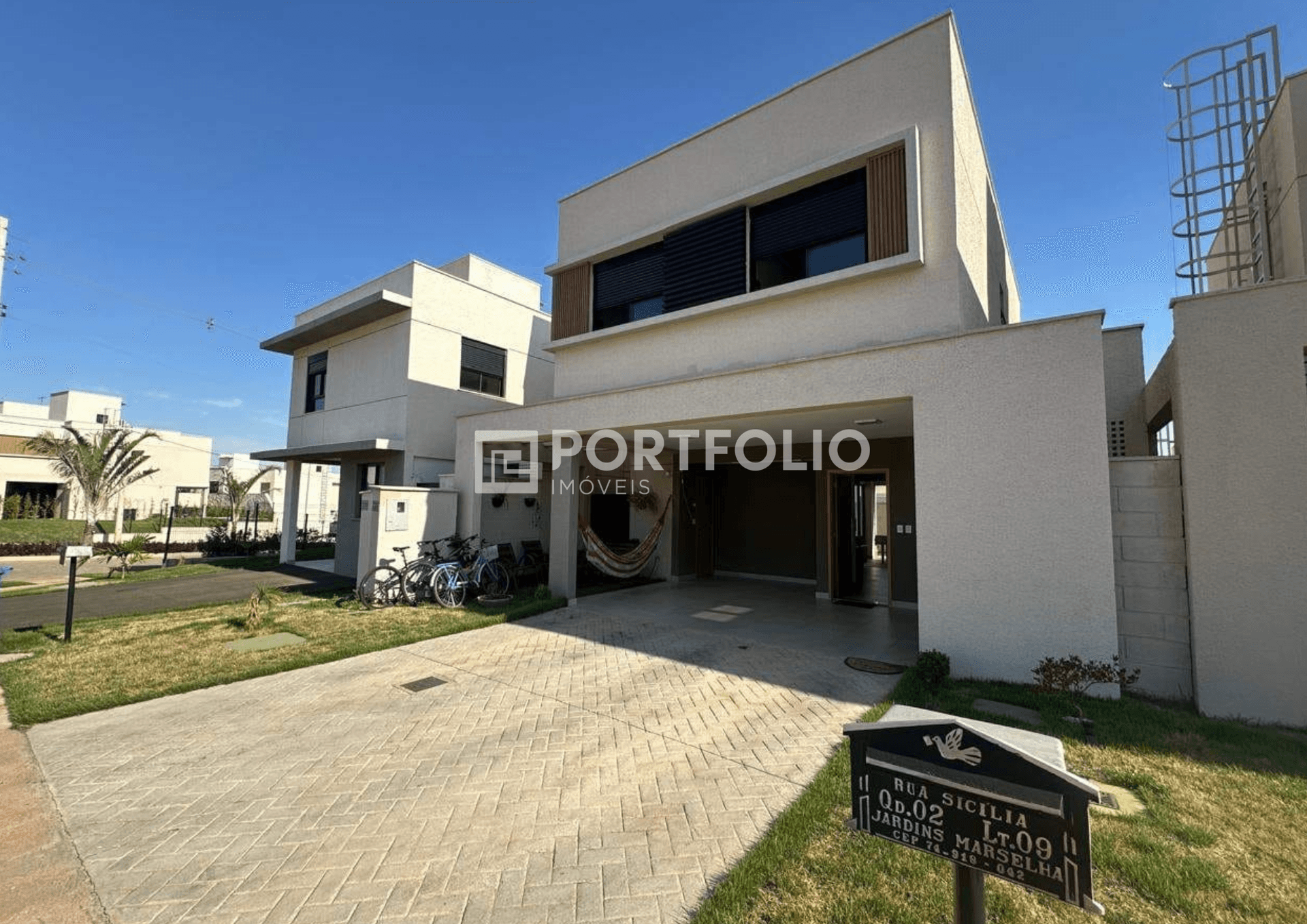 Casa à venda com 4 quartos/ 3 suítes no Jardins Marselha, Aparecida de Goiânia, GO