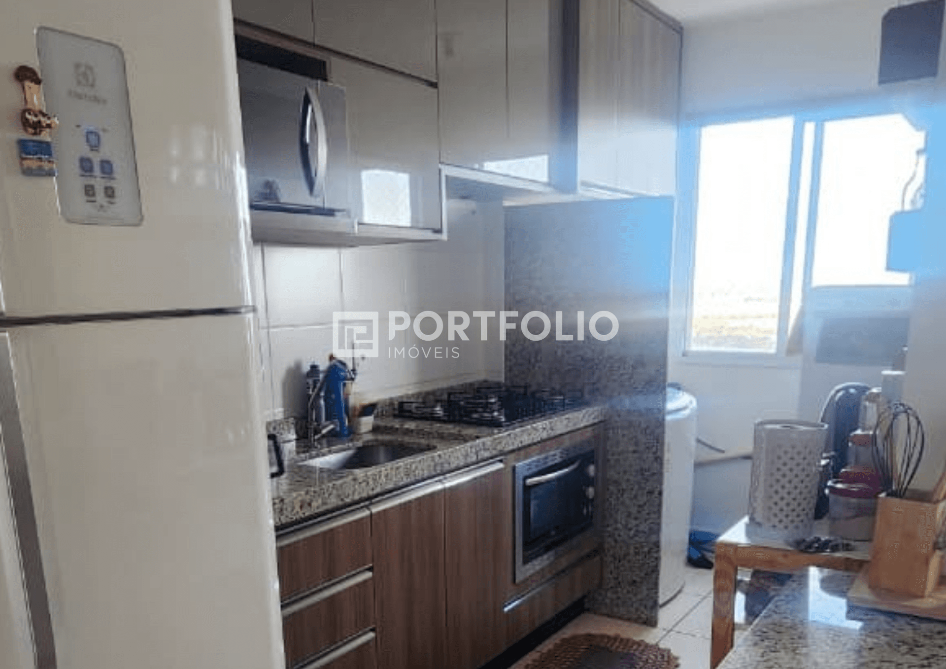 Apartamento à venda com 2 quartos/ 1 suíte no Conj. Cruzeiro do Sul, Aparecida de Coiânia, GO