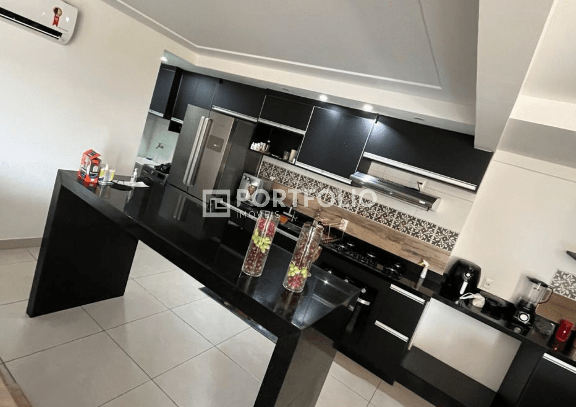 Apartamento à venda com 2 quartos/ 1 suíte no Jardim América, Goiânia, GO