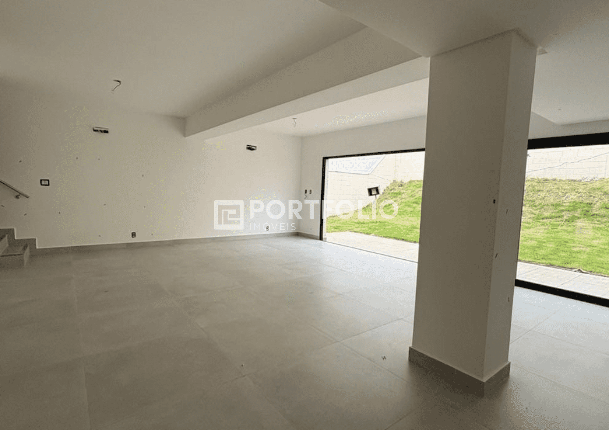 Sobrado à venda, Residencial Jardins Lyon, Aparecida de Goiânia, GO