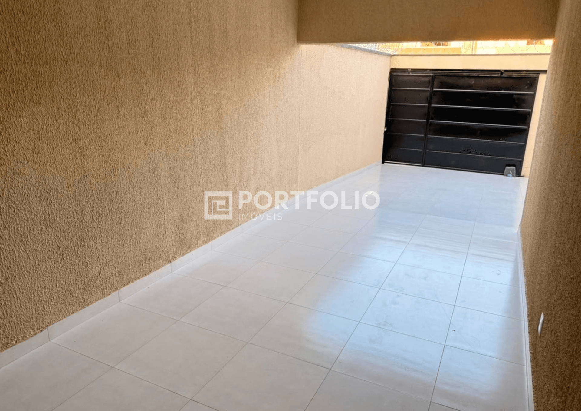 Casa à venda com 3 quartos/ 1 suíte no Setor Três Marias, Goiânia, GO