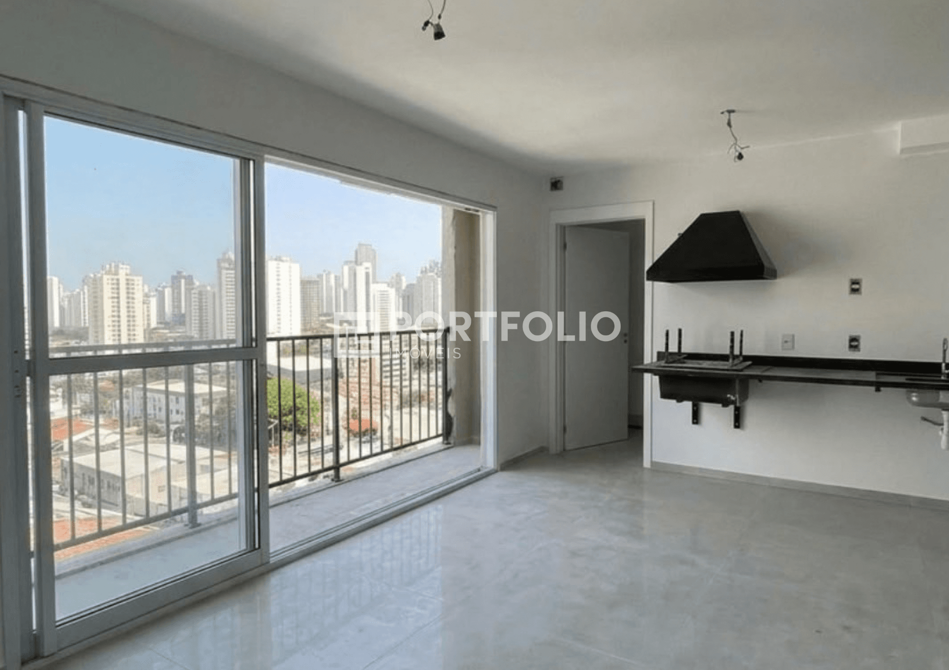 Apartamento à venda com 3 suítes e elevador privativo no Setor Oeste, Goiânia, GO