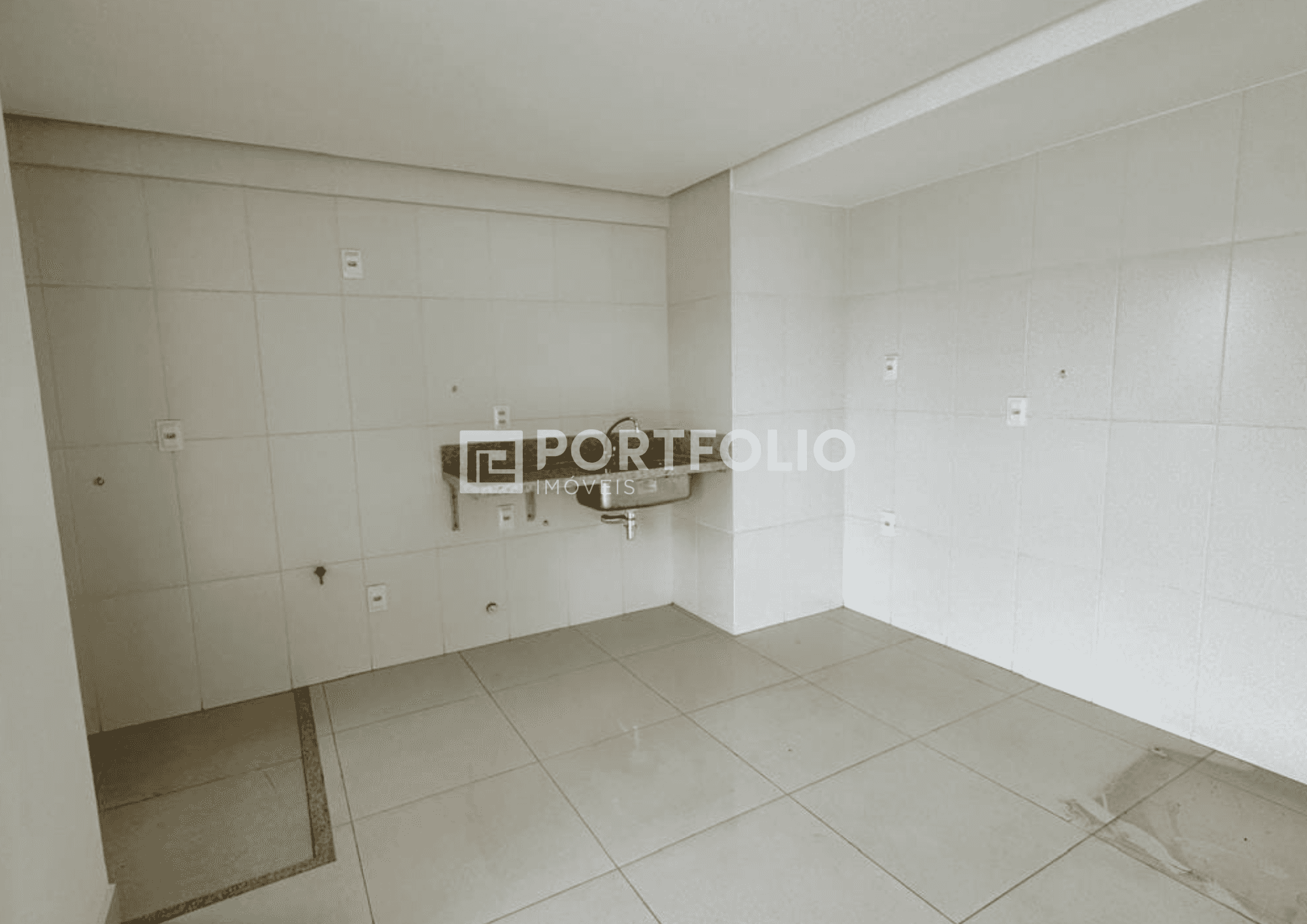 Apartamento à venda no Setor Coimbra, Andar Alto, 3 suítes plenas, 96,66m², Goiânia