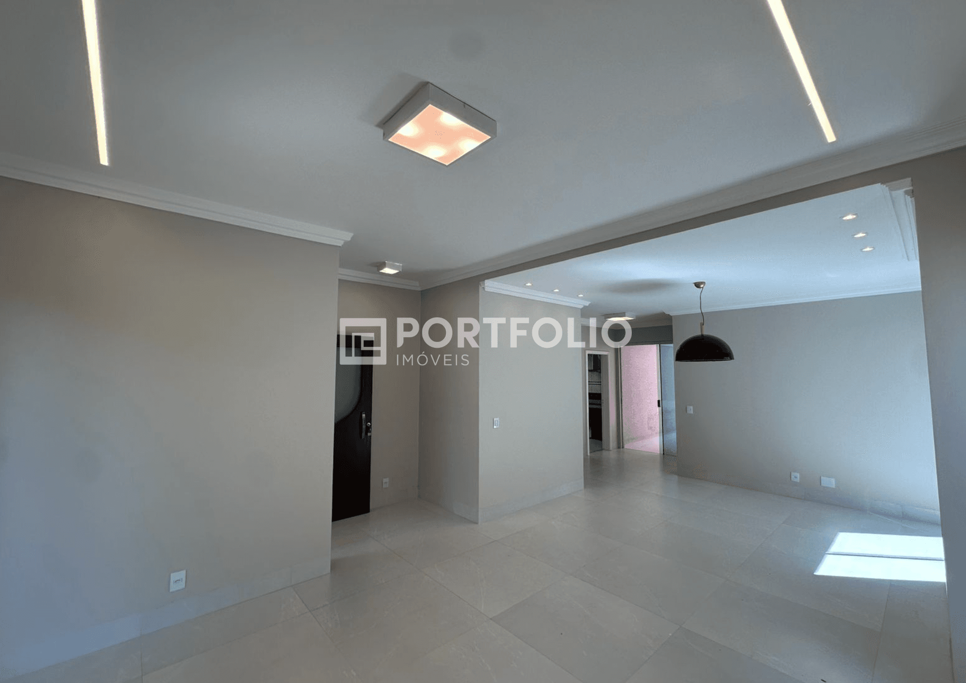 Sobrado à venda com 4 suítes no Condomínio Portal do sol 2, Goiânia, GO