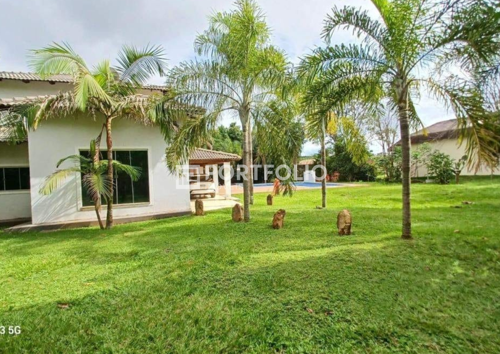 Sobrado à venda com 5 quartos, Águas da Serra, Hidrolândia, GO