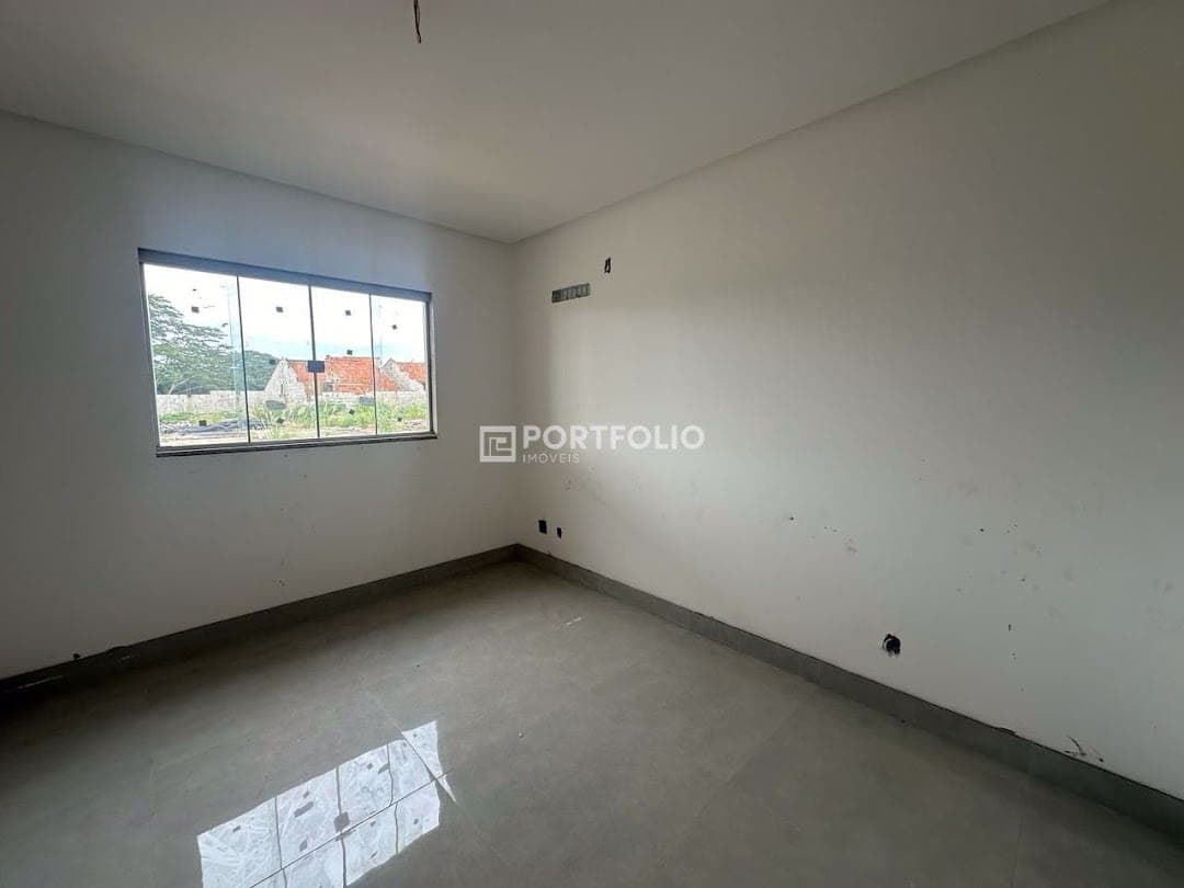 Casa Residencial à venda com 3 quartos, Jardim Balneário Meia Ponte, Goiânia