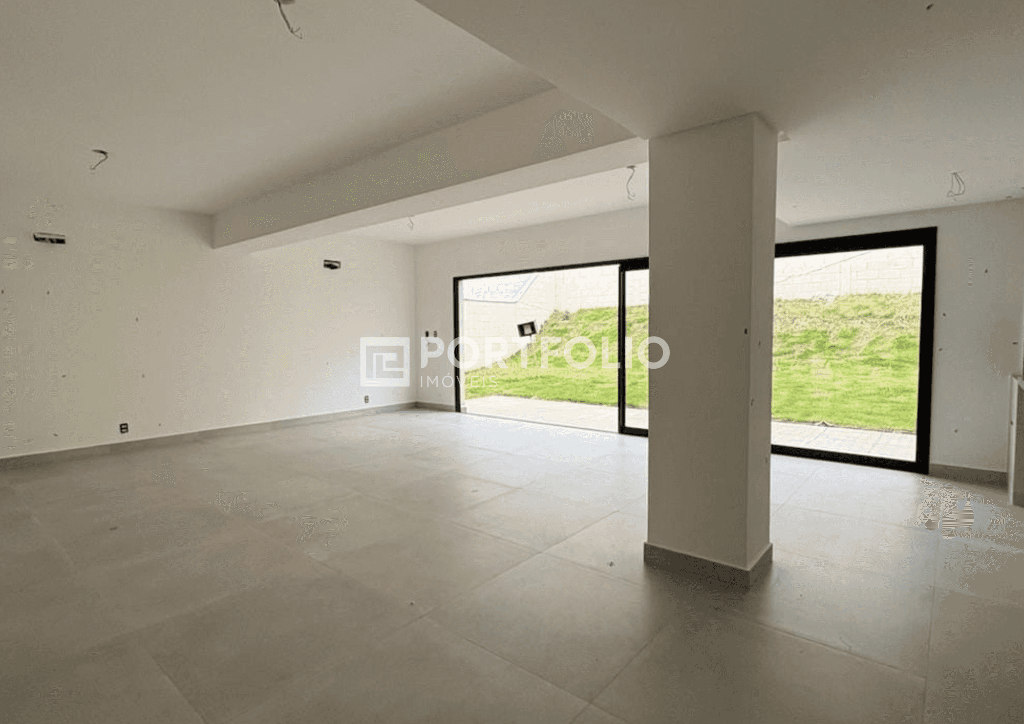 Sobrado à venda, Residencial Jardins Lyon, Aparecida de Goiânia, GO