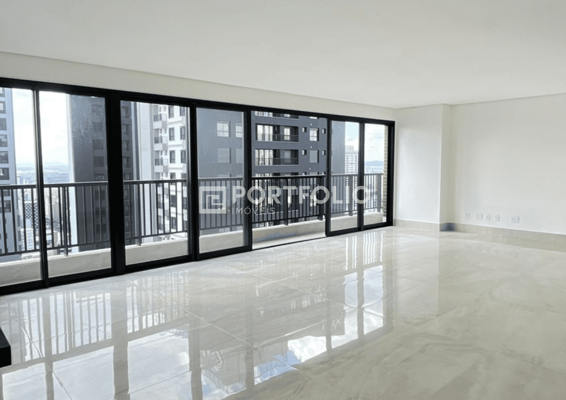 Apartamento a venda possui 135 m² com 3 quartos em Setor Oeste - Goiânia - GO