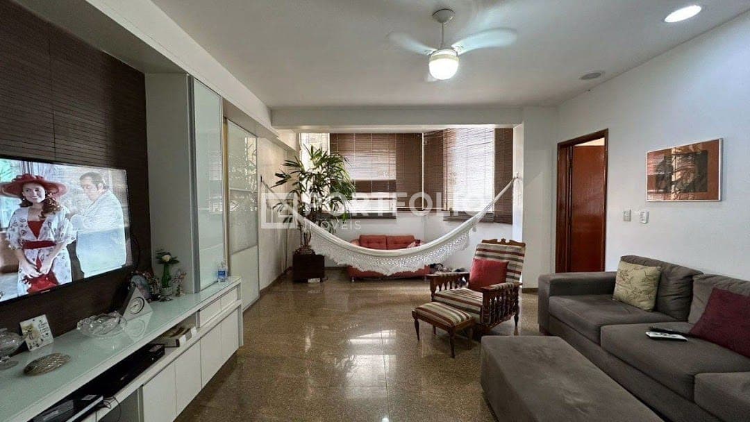 Apartamento mobiliado à venda com 5 quartos/ 5 suítes no Setor Nova Suiça, Goiânia, GO