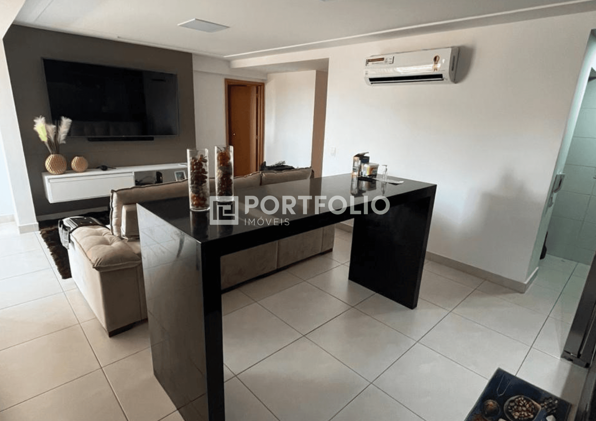 Apartamento à venda com 2 quartos/ 1 suíte no Jardim América, Goiânia, GO