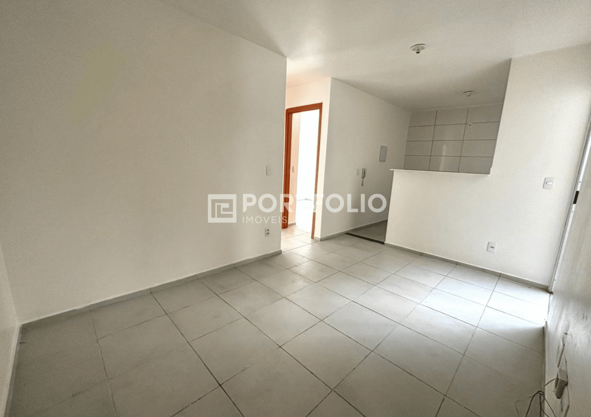 Apartamento à venda com 2 quartos no Setor Lorena Parque, Goiânia, GO