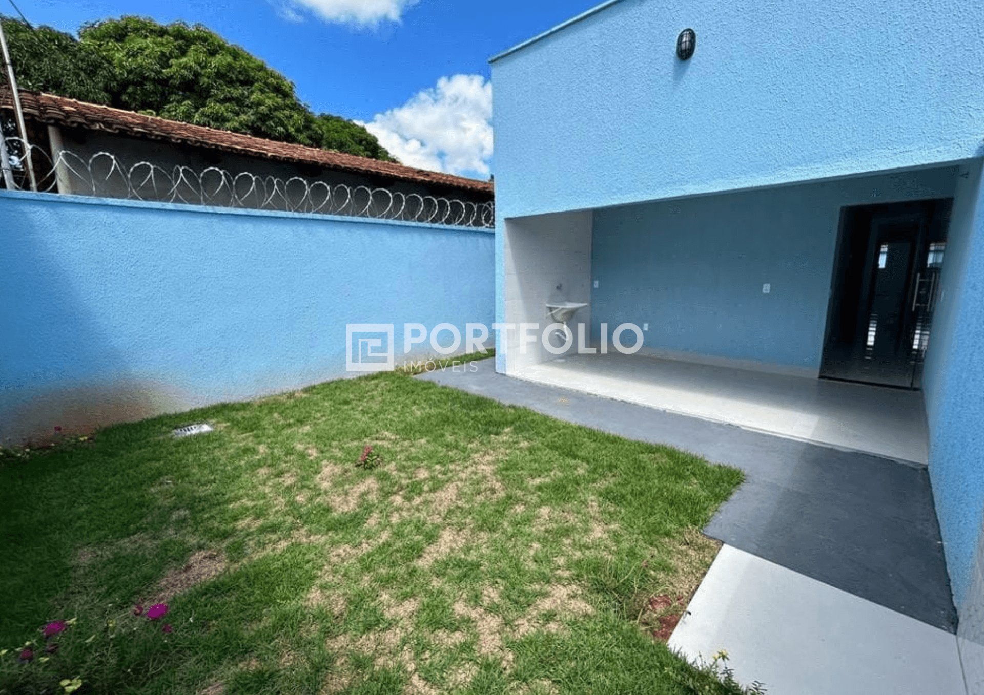 Casa com 3 dormitórios à venda, 96 m² por R$ 359.000,00 - Residencial Itaipu - Goiânia/GO
