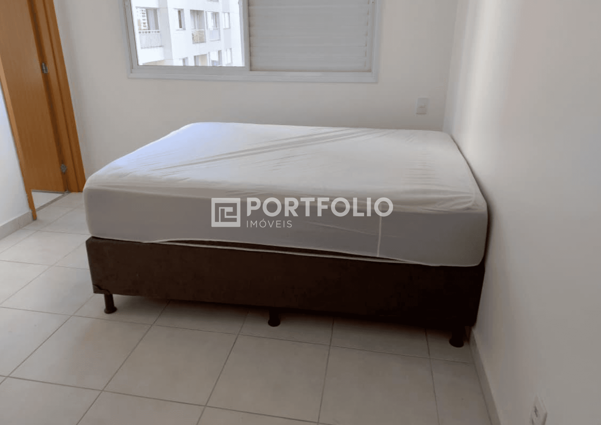 Apartamento à venda 3 quartos no Residencial Gran Vitá, Goiânia.