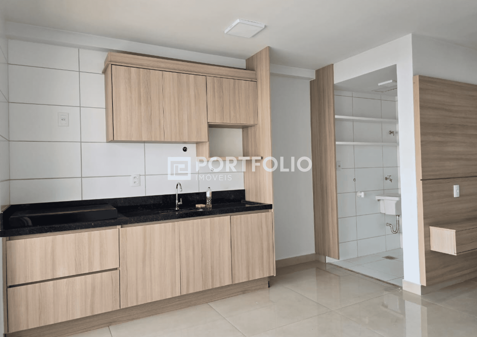 Apartamento para locação 2 suítes no Edifício Vaca Brava 53 Setor Bueno, Goiânia