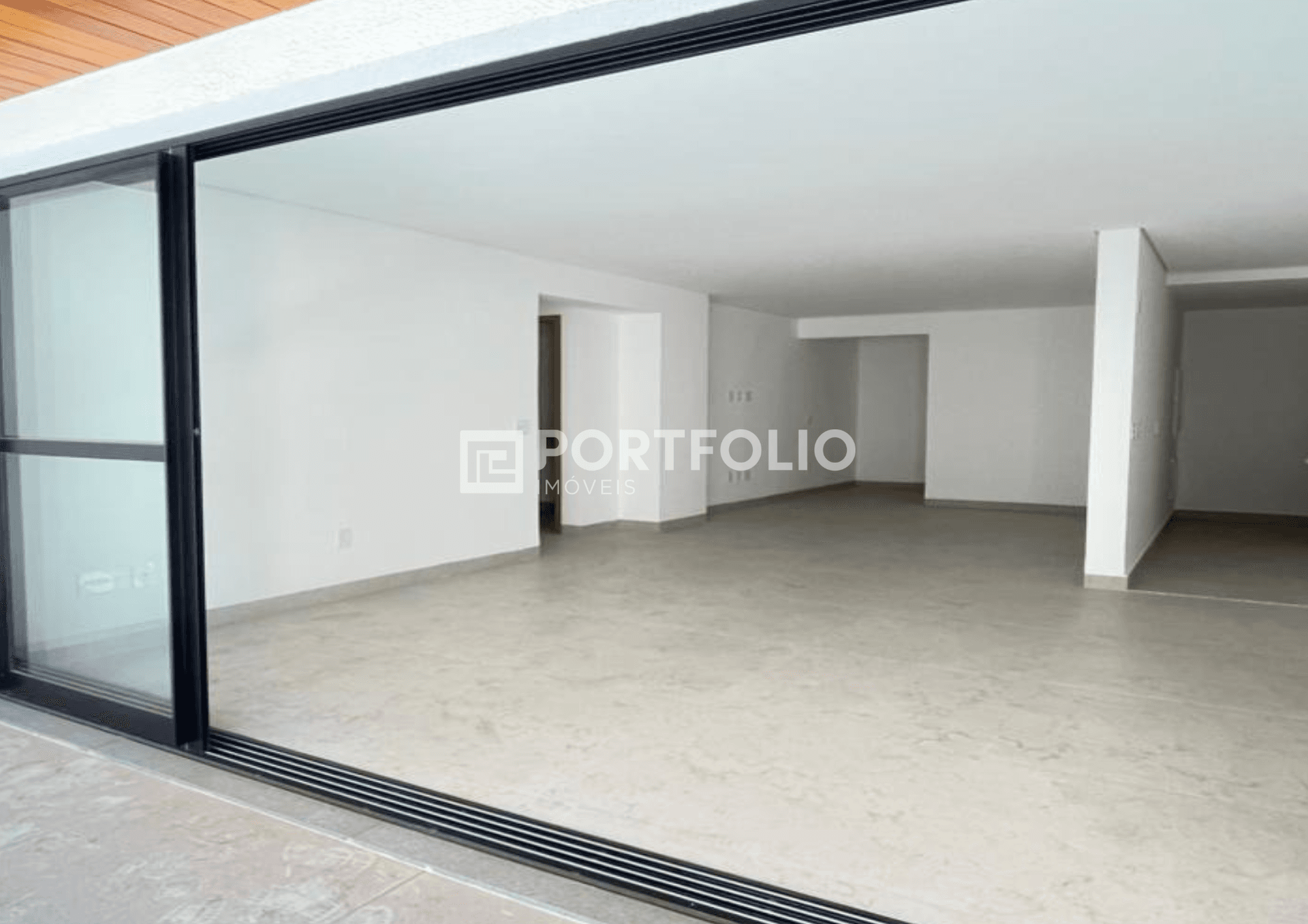 Apartamento alto padrão com 3 quartos no Setor Oeste, Goiânia