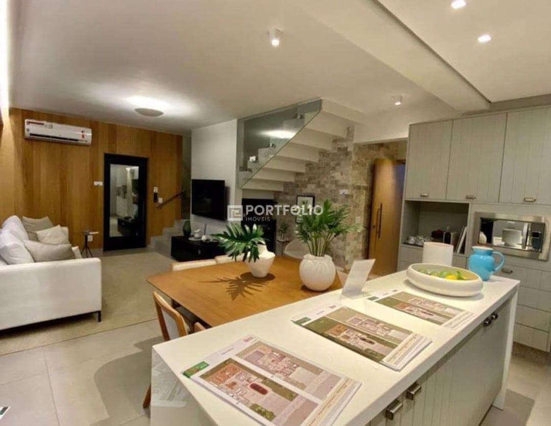 Sobrado Residencial à venda, , - SO0468.