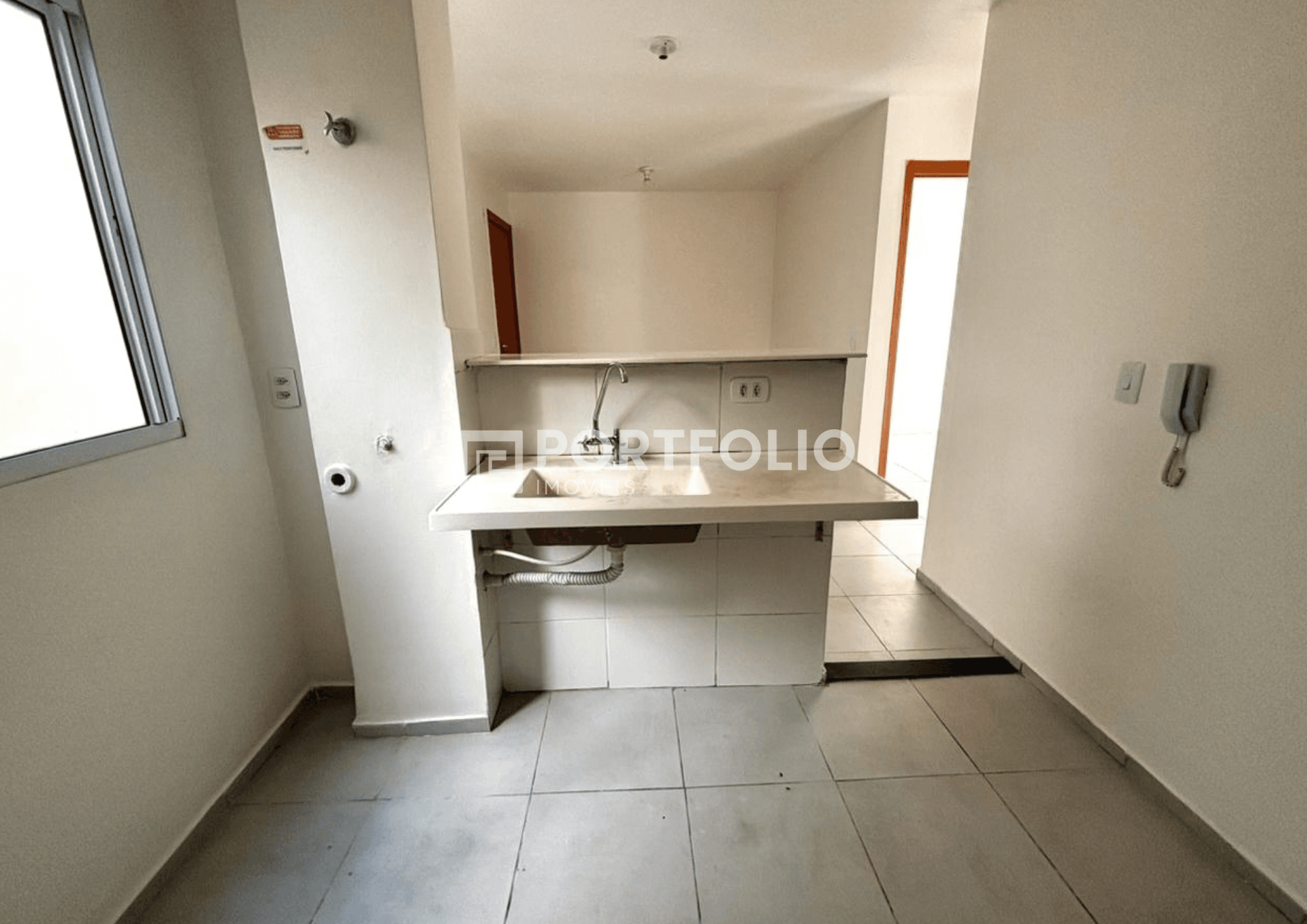 Apartamento à venda com 2 quartos no Setor Lorena Parque, Goiânia, GO