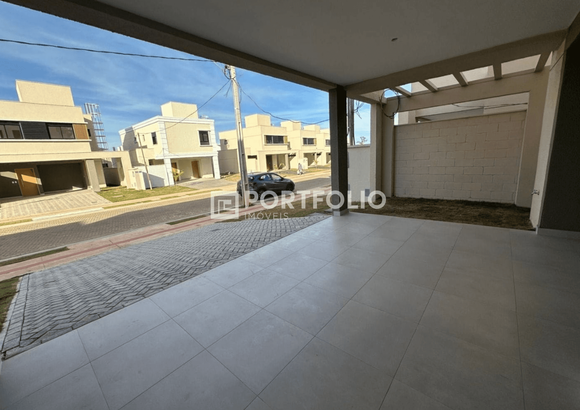 Sobrado com 4 dormitórios à venda, 181 m² por R$ 1.122.000,00 - Conjunto Residencial Storil - Aparecida de Goiânia/GO